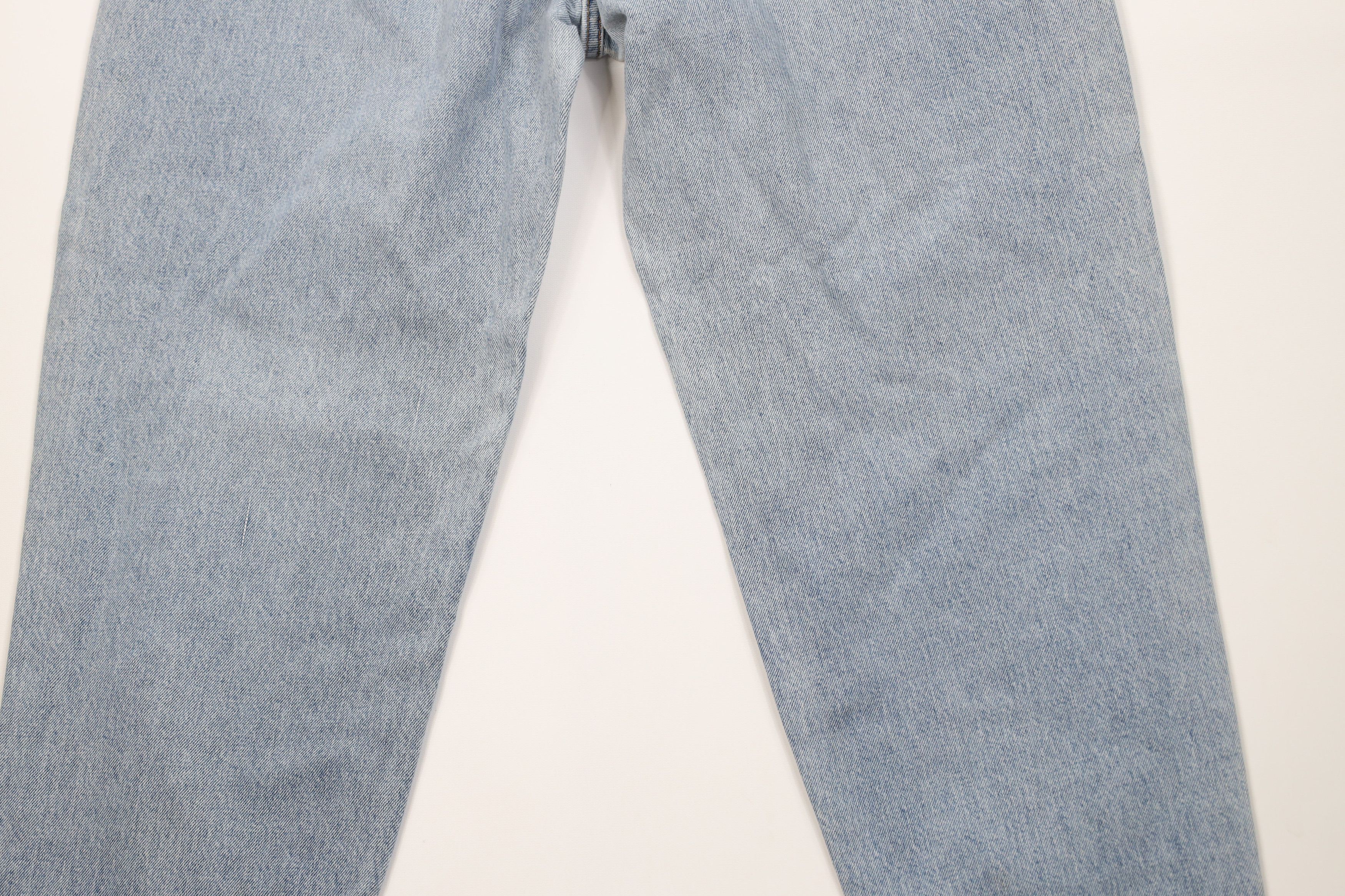 Levi's Vintage 90s Levi 560 Loose Fit Tapered Leg Jeans Blue USA Size US 36 / EU 52 - 13 Thumbnail
