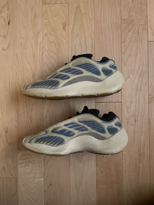 Yeezy on sale 700 beige