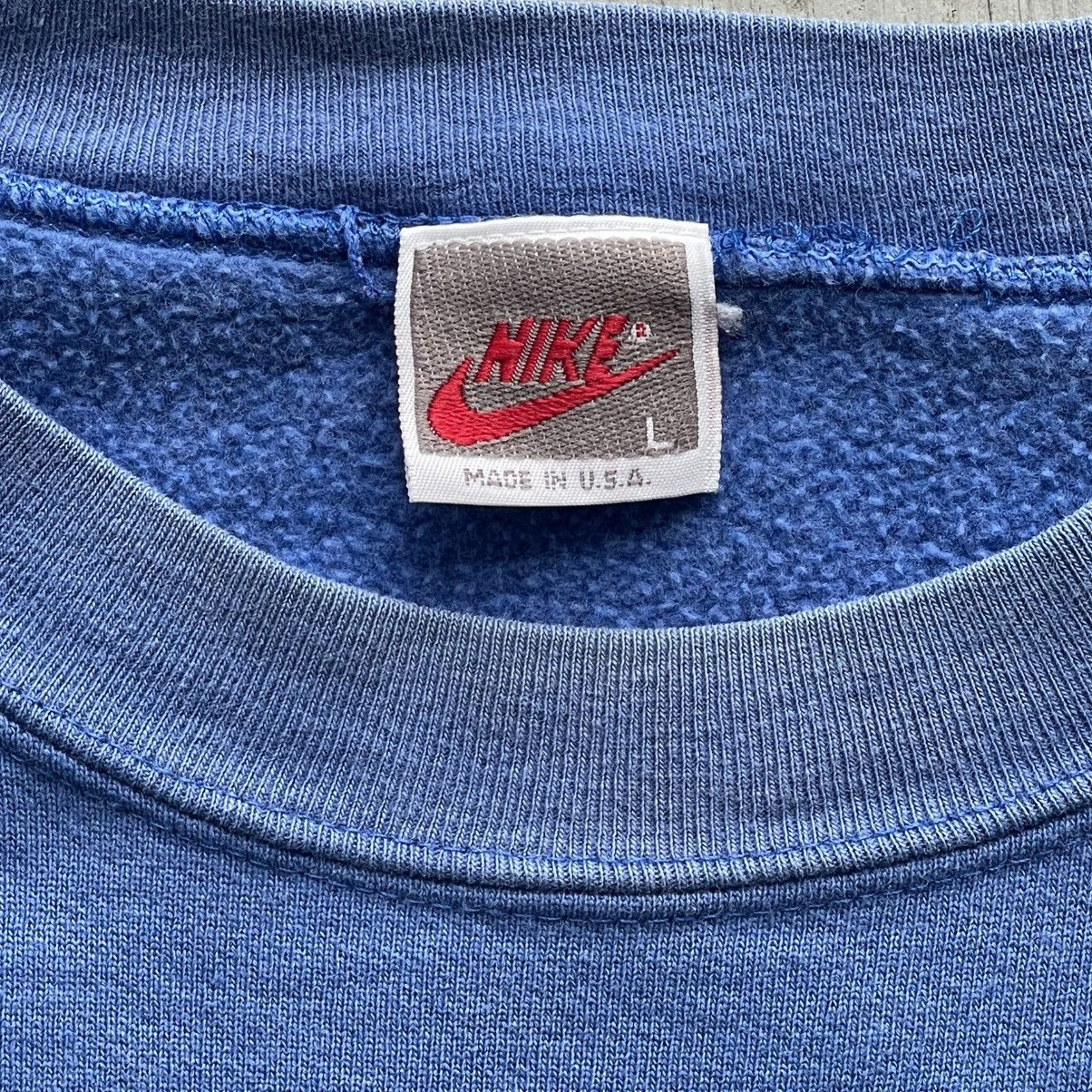 Nike VTG 90s Nike Shooting Star USA Graphic Boot Sweatshirt Large Size US L / EU 52-54 / 3 - 4 Thumbnail