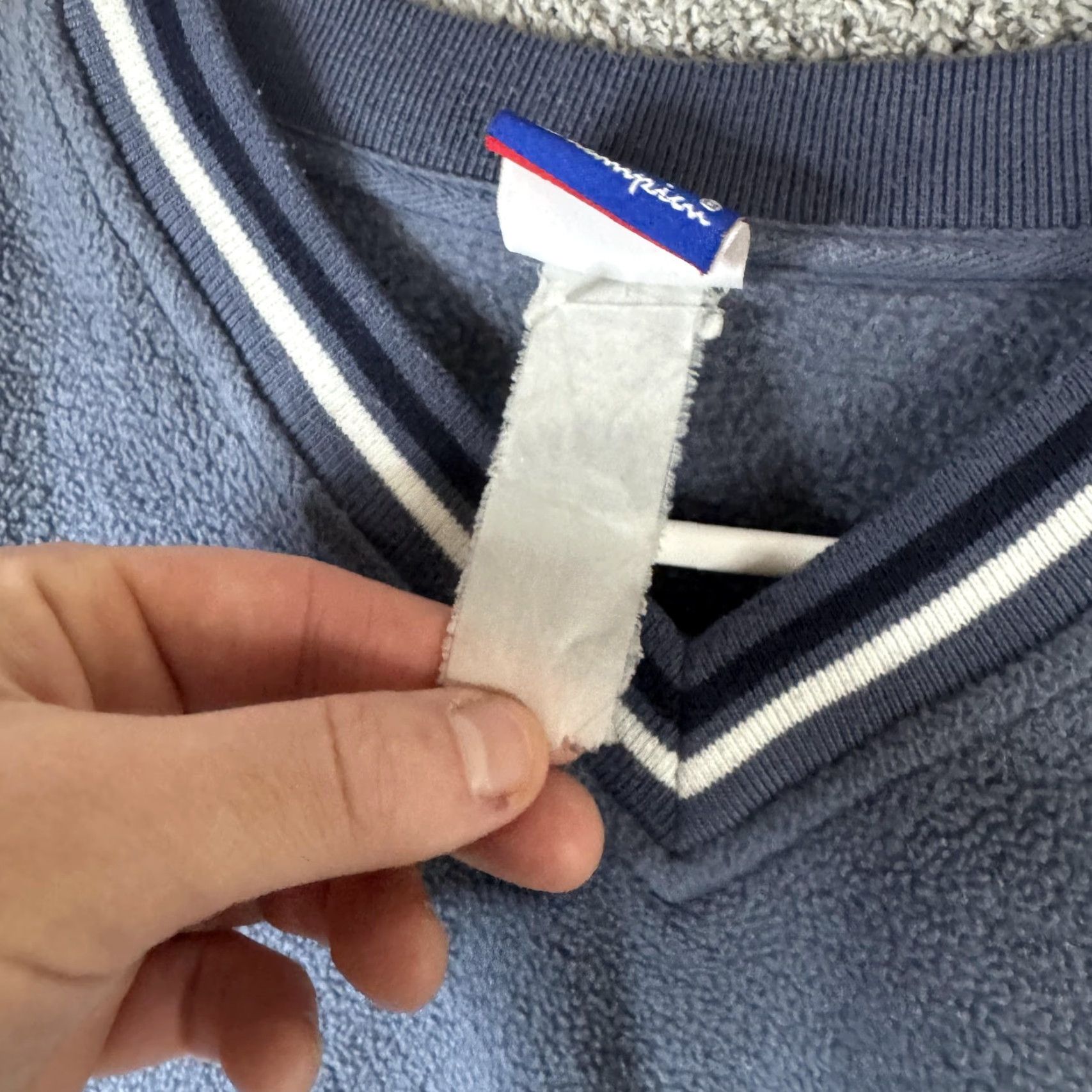 Champion Champion Sweatshirt Mens XL Blue V-Neck Fleece Pullover Logo C Striped Trim Pullover, All Seasons, Polyester, Regular Fit, Winter, Long Sleeve Size US XL / EU 56 / 4 - 7 Thumbnail