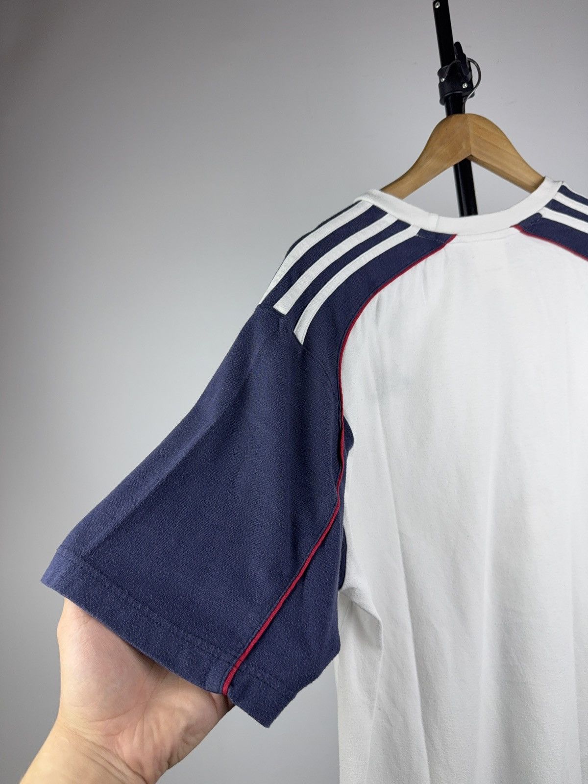 Adidas Vintage 00s Retro Rare Adidas Streetwear Tee Shirt Size US L / EU 52-54 / 3 - 8 Thumbnail