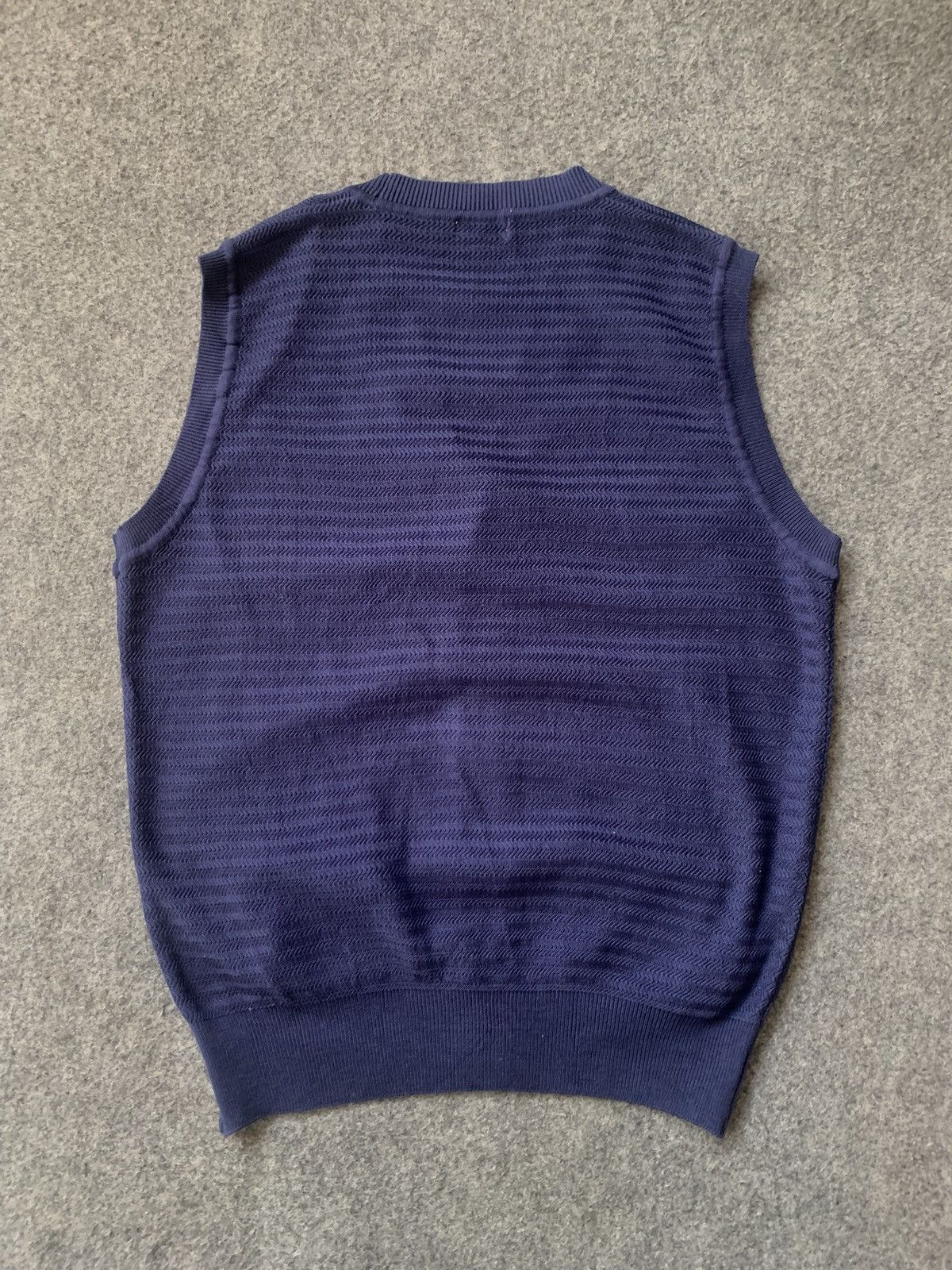 Valentino Vintage valentino vest Size US M / EU 48-50 / 2 - 9 Thumbnail