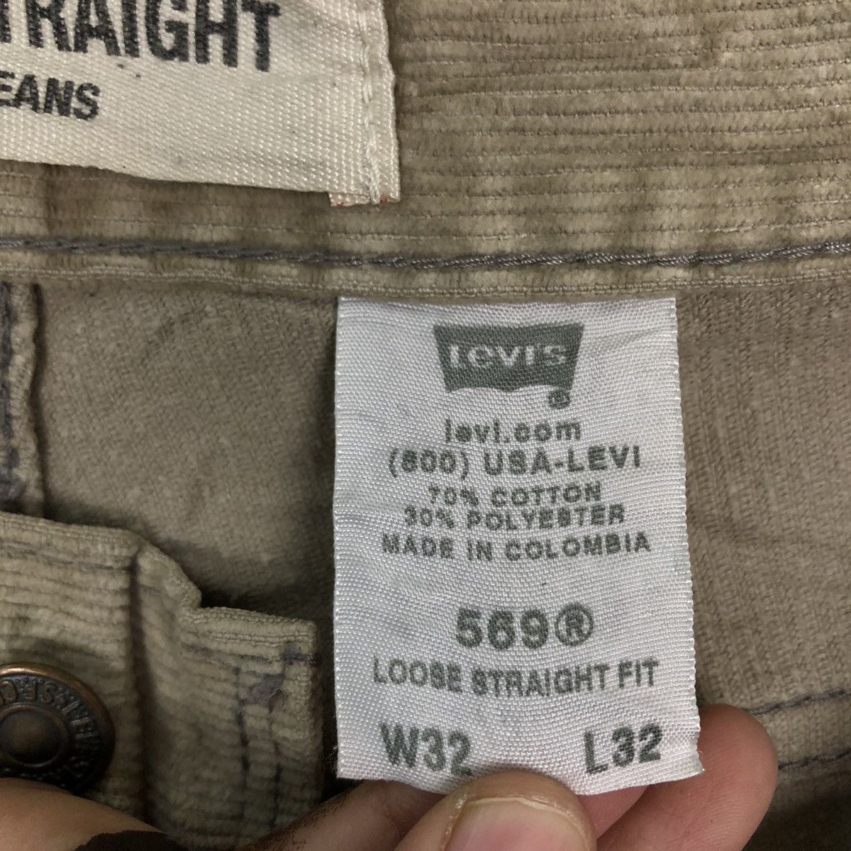 Levi's VINTAGE CORDUROY PANTS LEVI’S LOOSE STRAIGHT 569 JEANS Size US 31 - 10 Thumbnail