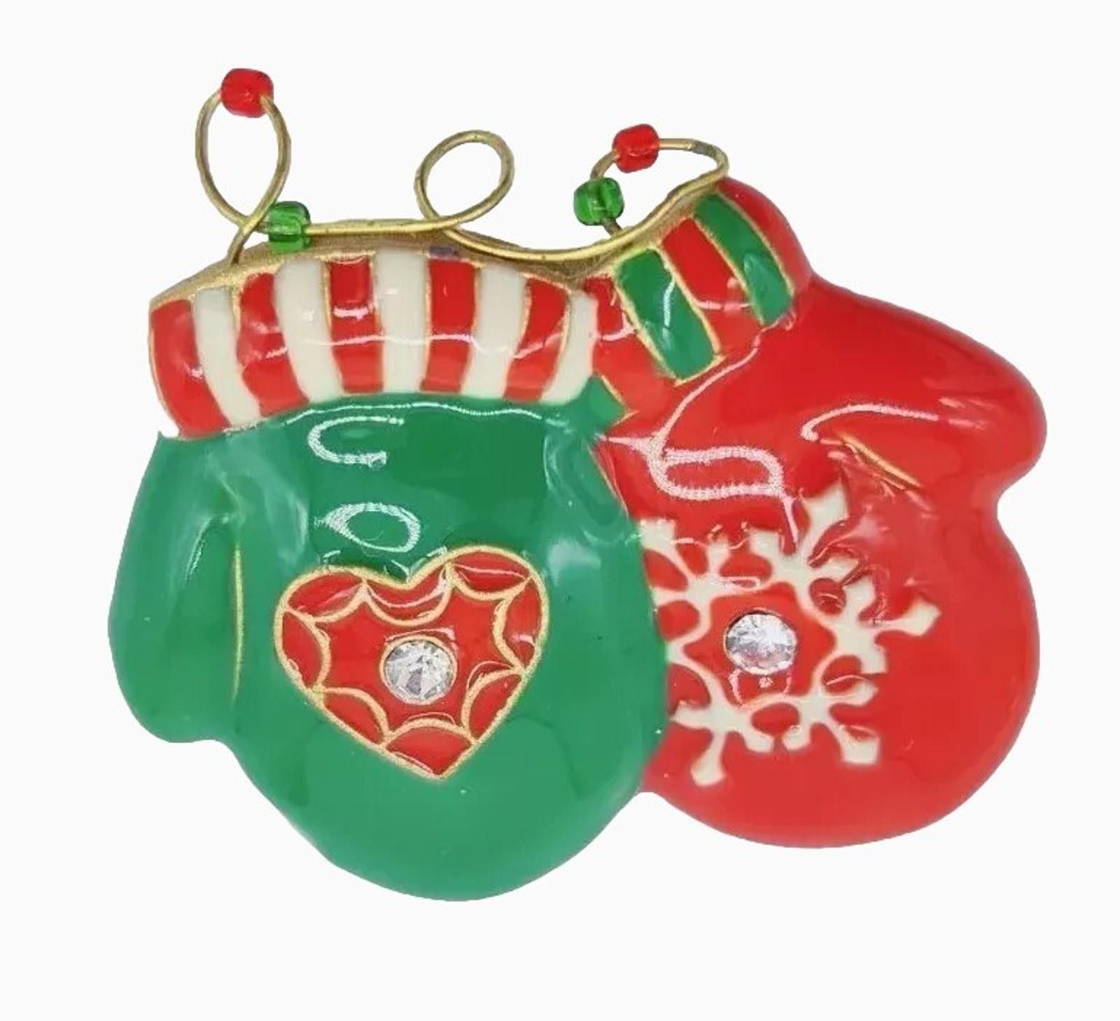 The Unbranded Brand Vintage Christmas Figural Mittens Brooch Pin Snowflake Heart Size ONE SIZE - 1 Thumbnail