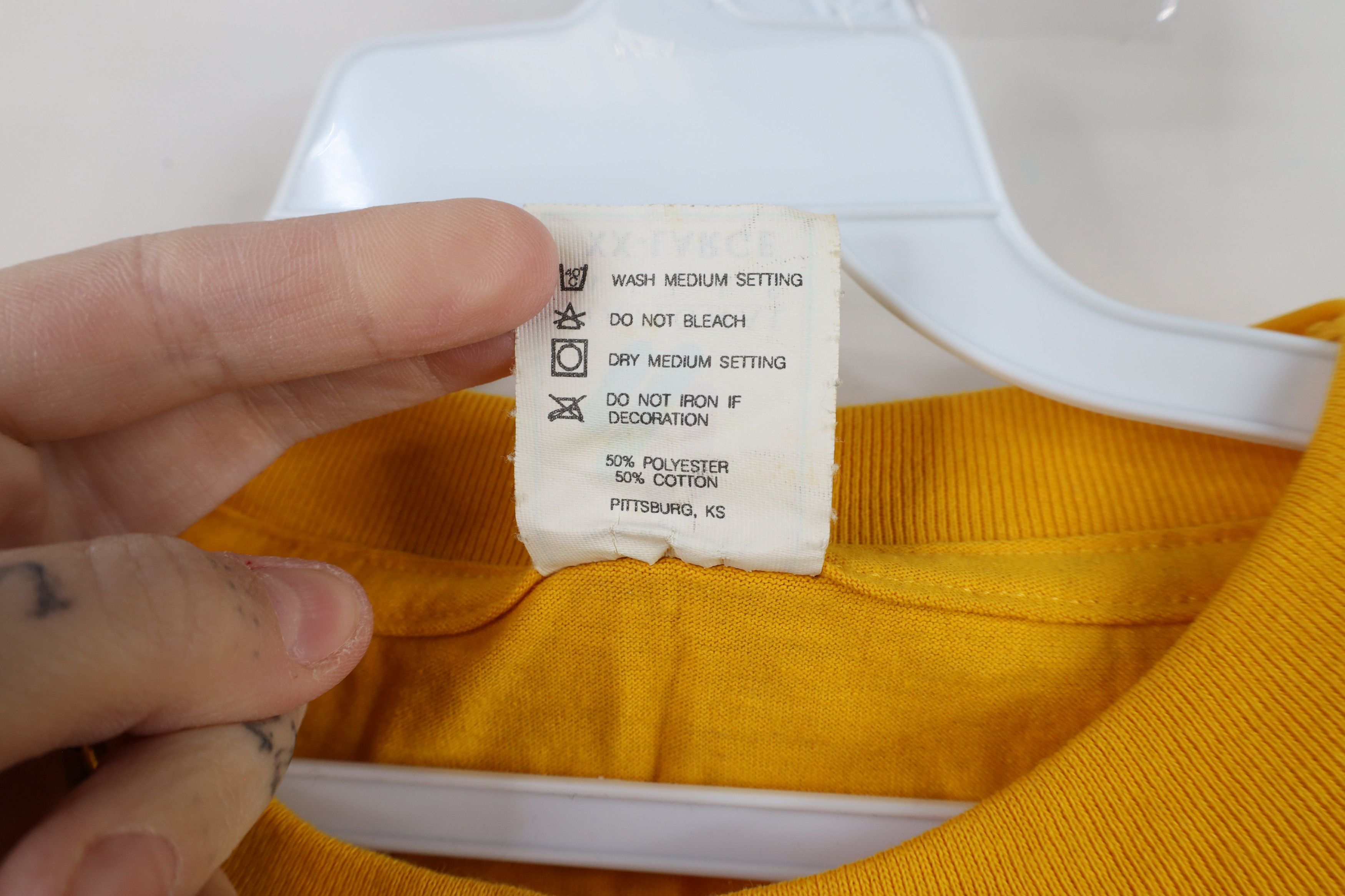 Vintage Vintage 90s Streetwear Short Sleeve T-Shirt Yellow USA Size US XXL / EU 58 / 5 - 8 Thumbnail