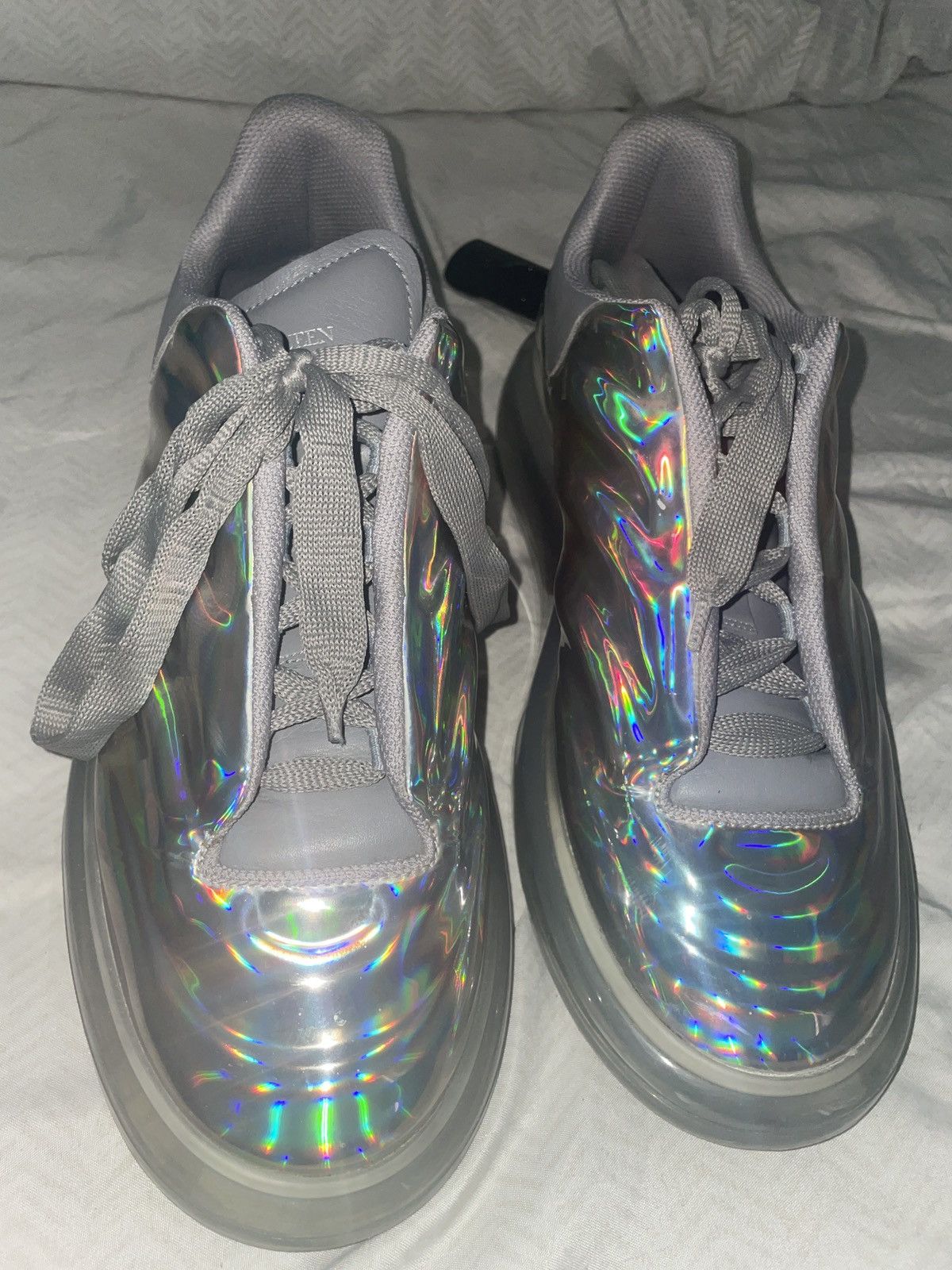 Alexander McQueen Alexander mcqueen oversized silver iridescent Size US 11 / EU 44 - 1 Thumbnail