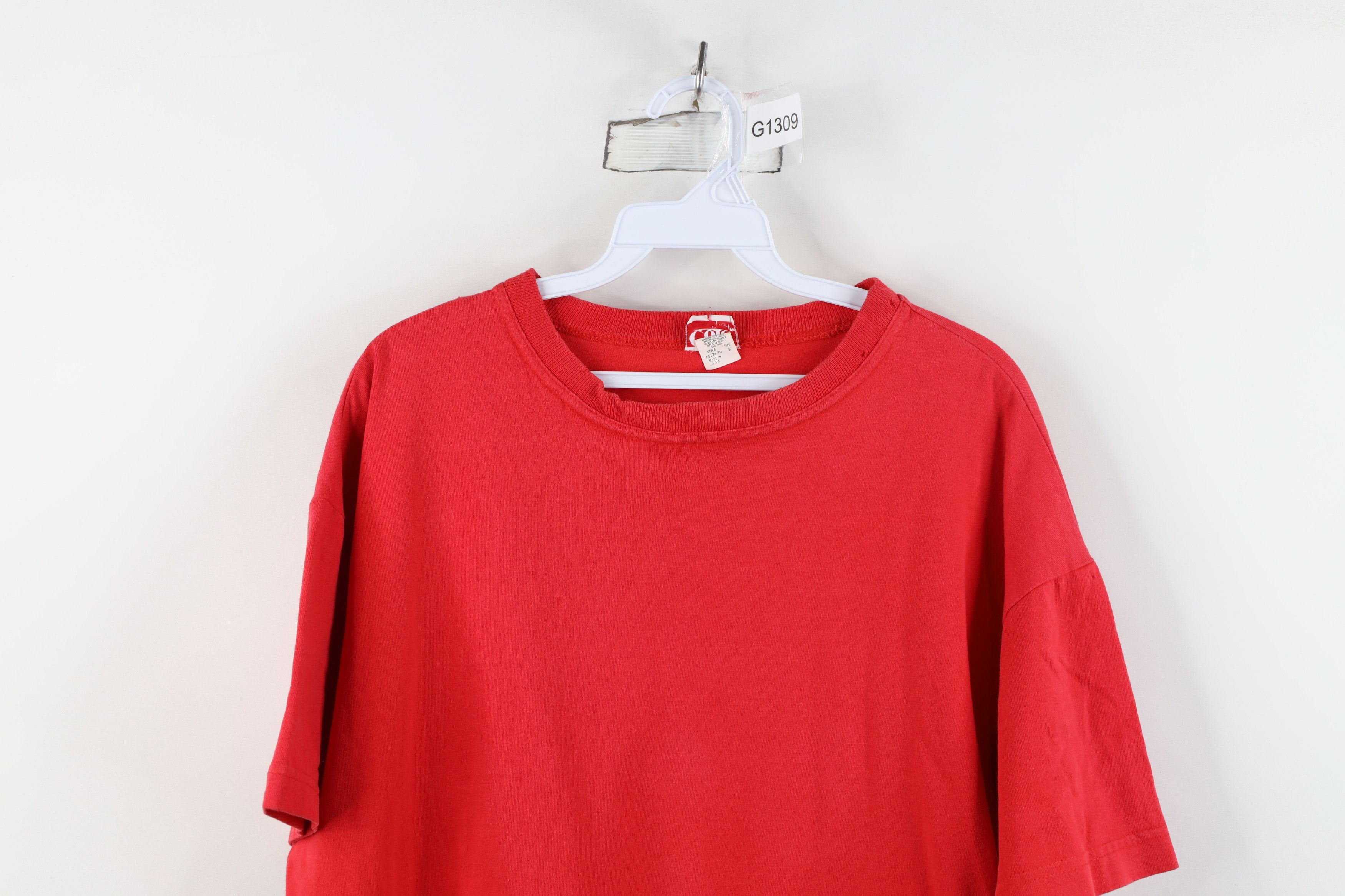 Vintage Vintage 90s Streetwear Big Pocket Short Sleeve T-Shirt USA Size US S / EU 44-46 / 1 - 2 Thumbnail