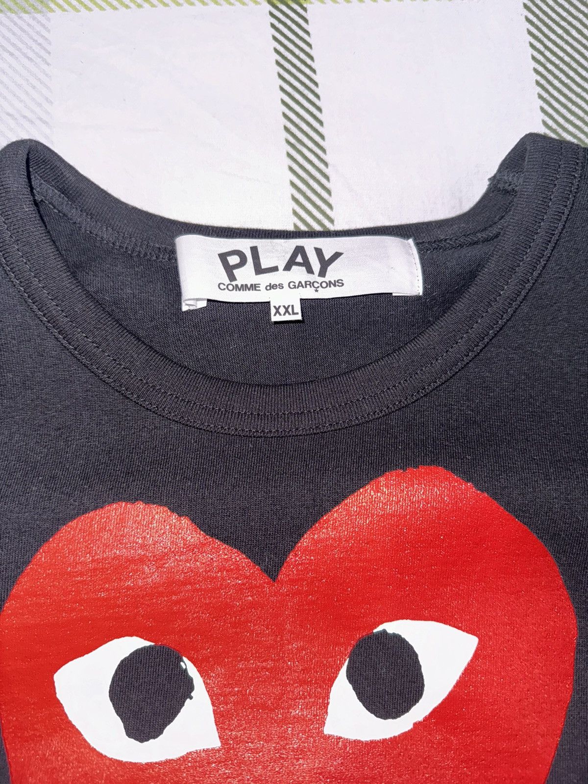 Comme des Garcons PLAY Red Heart tee Size US XXL / EU 58 / 5 - 3 Thumbnail