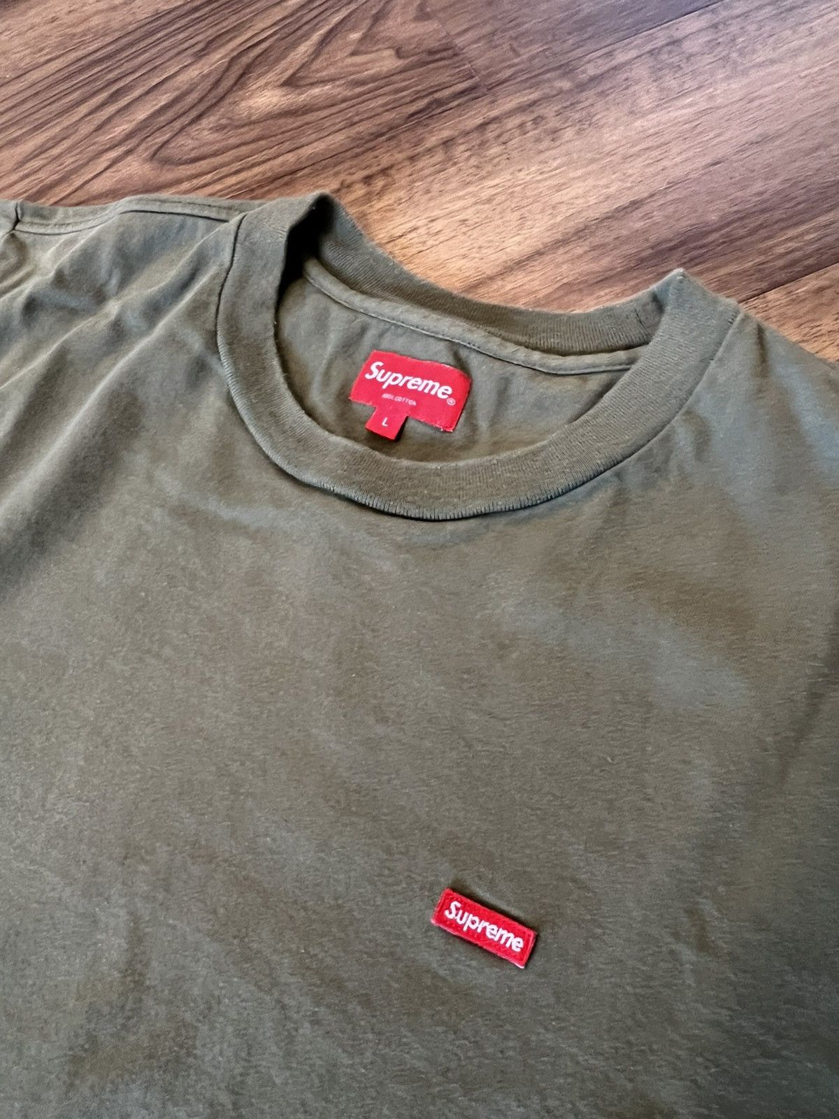 Supreme Supreme Small Box tee olive Size US L / EU 52-54 / 3 - 2 Thumbnail