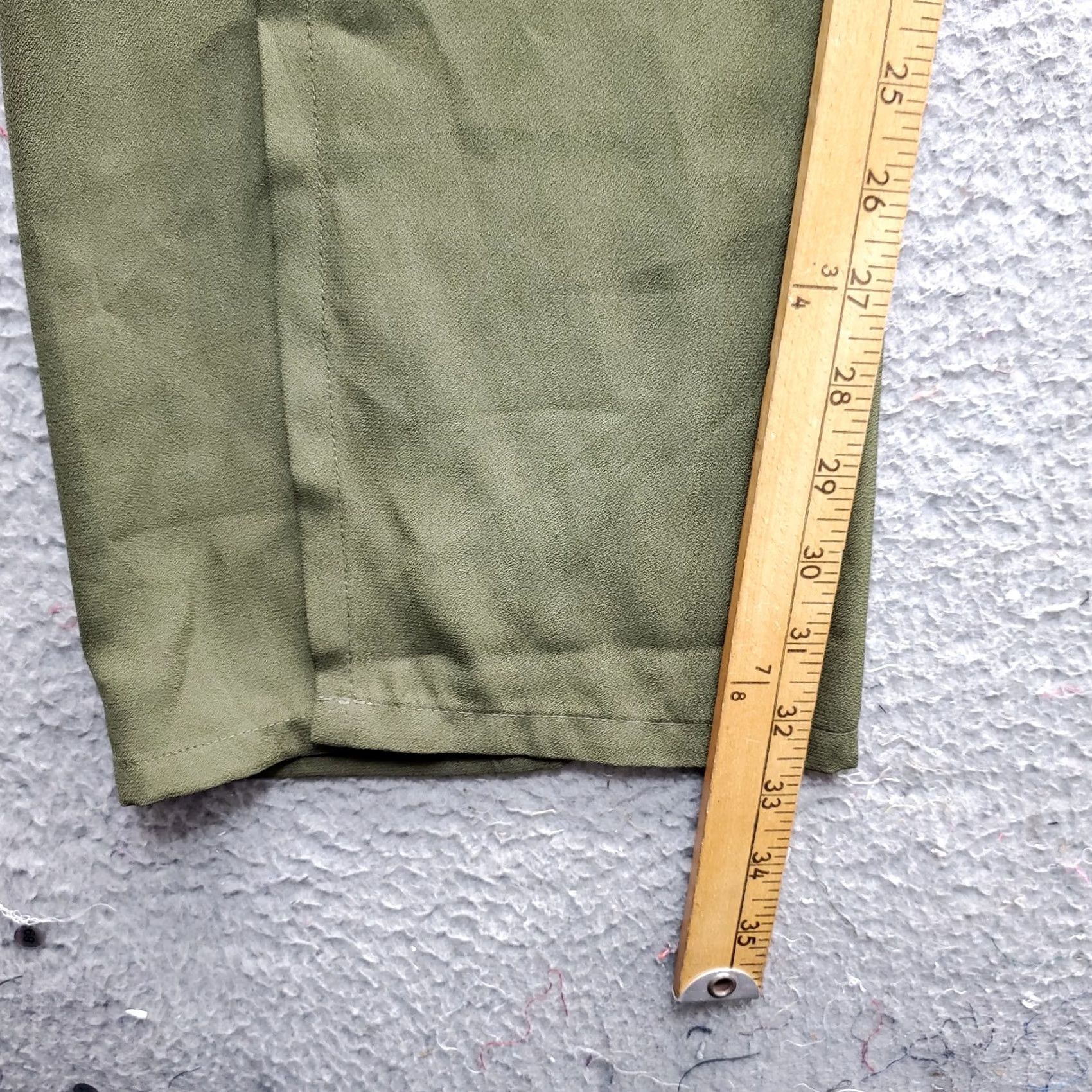 Venus Venus Pants Women Size 8 Green Tie Waist Gold Button Ankle Slit Back Zip Size 30" / US 8 / IT 44 - 5 Thumbnail
