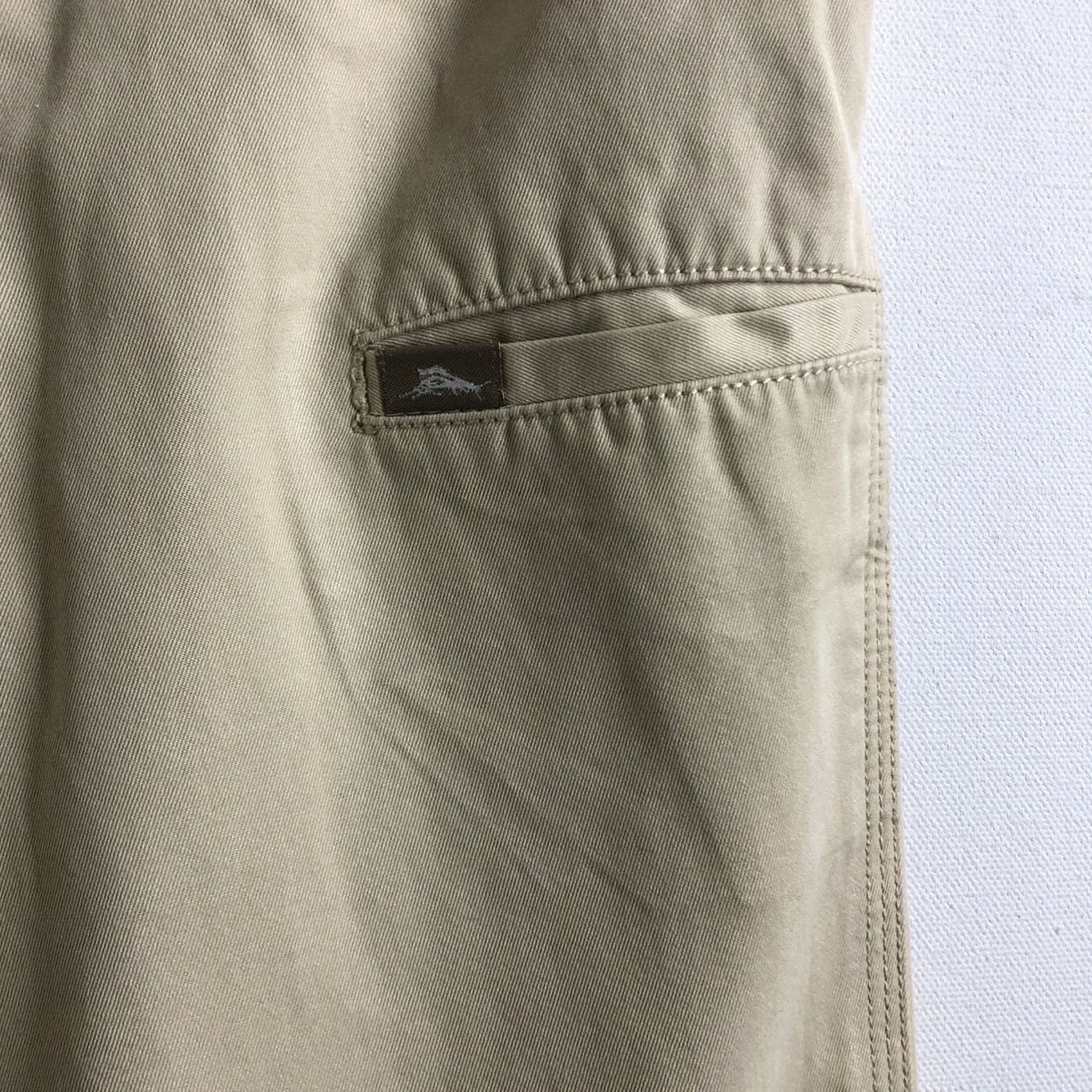 Tommy Bahama TOMMY BAHAMA RELAX Men's 40x33 Silk Blend Pants Beige 5 Pocket Casual Chino Straight Front Logo Pocket Regular Inseam 33in Size US 40 / EU 56 - 5 Thumbnail