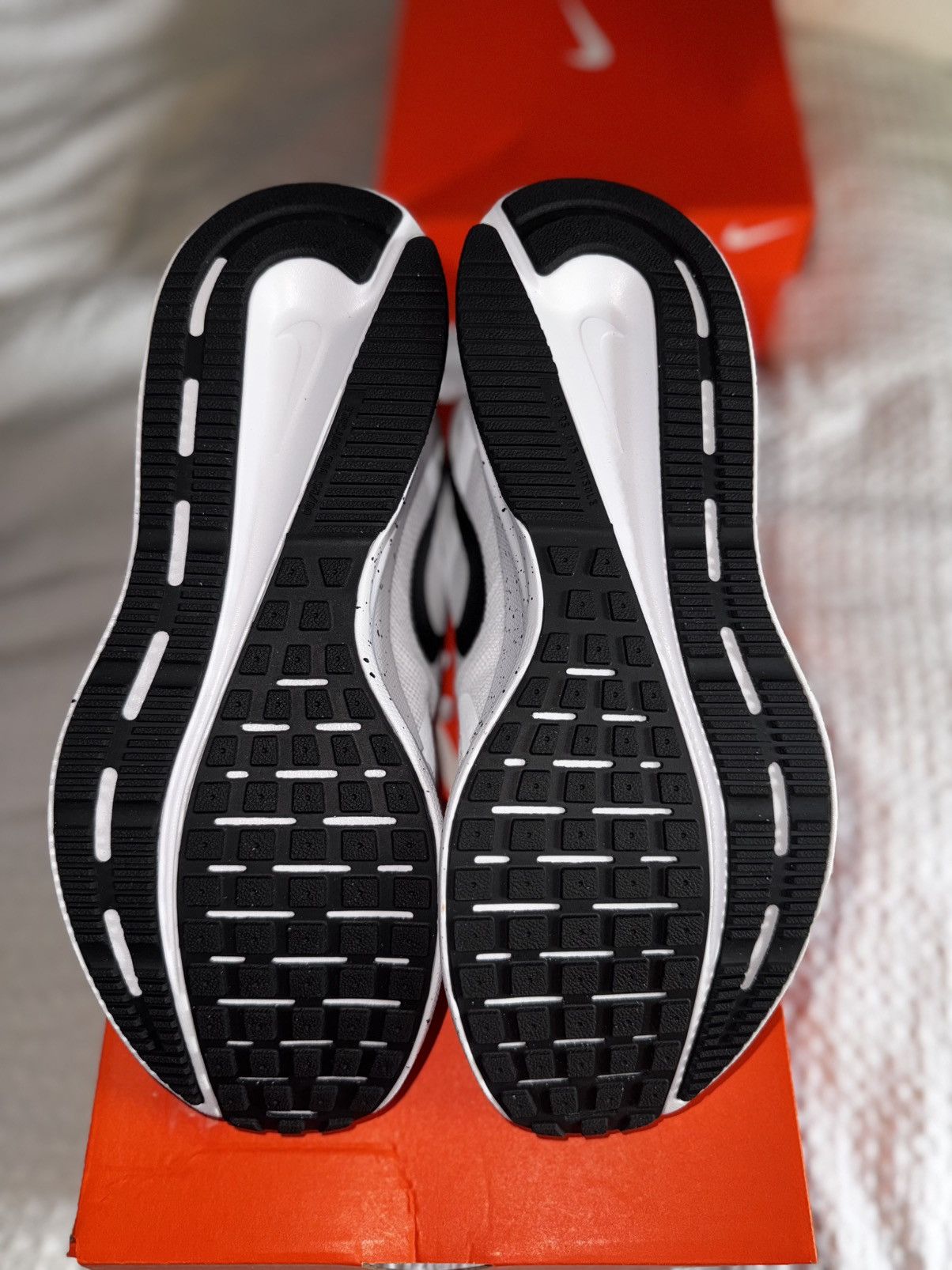 Nike Women’s 12 nike run swift 3 Size US 12 / IT 42 - 5 Thumbnail