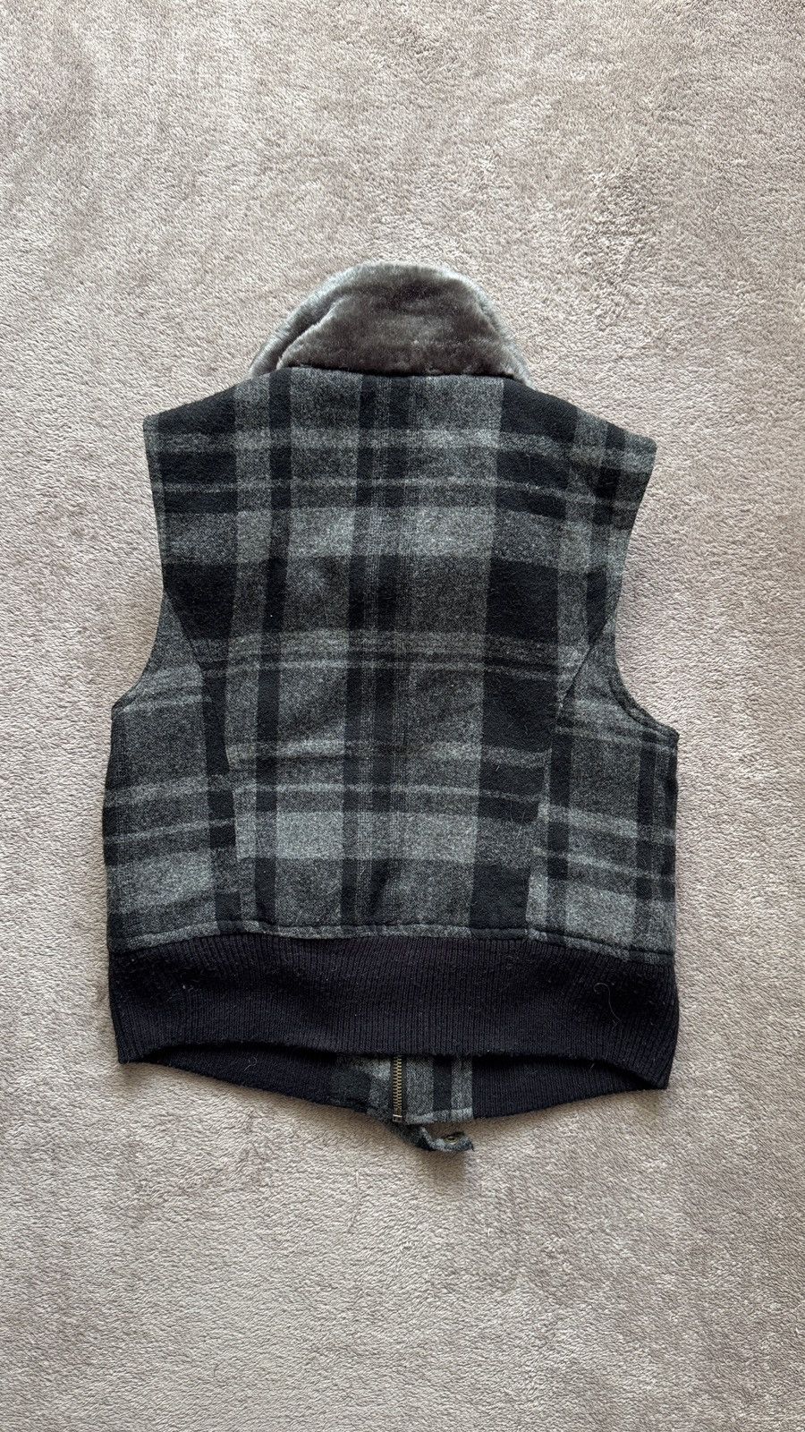 Japanese Brand Y2K Faux Fur Cropped Vest ifsixwasnine LGB goa styled Size US M / EU 48-50 / 2 - 4 Thumbnail