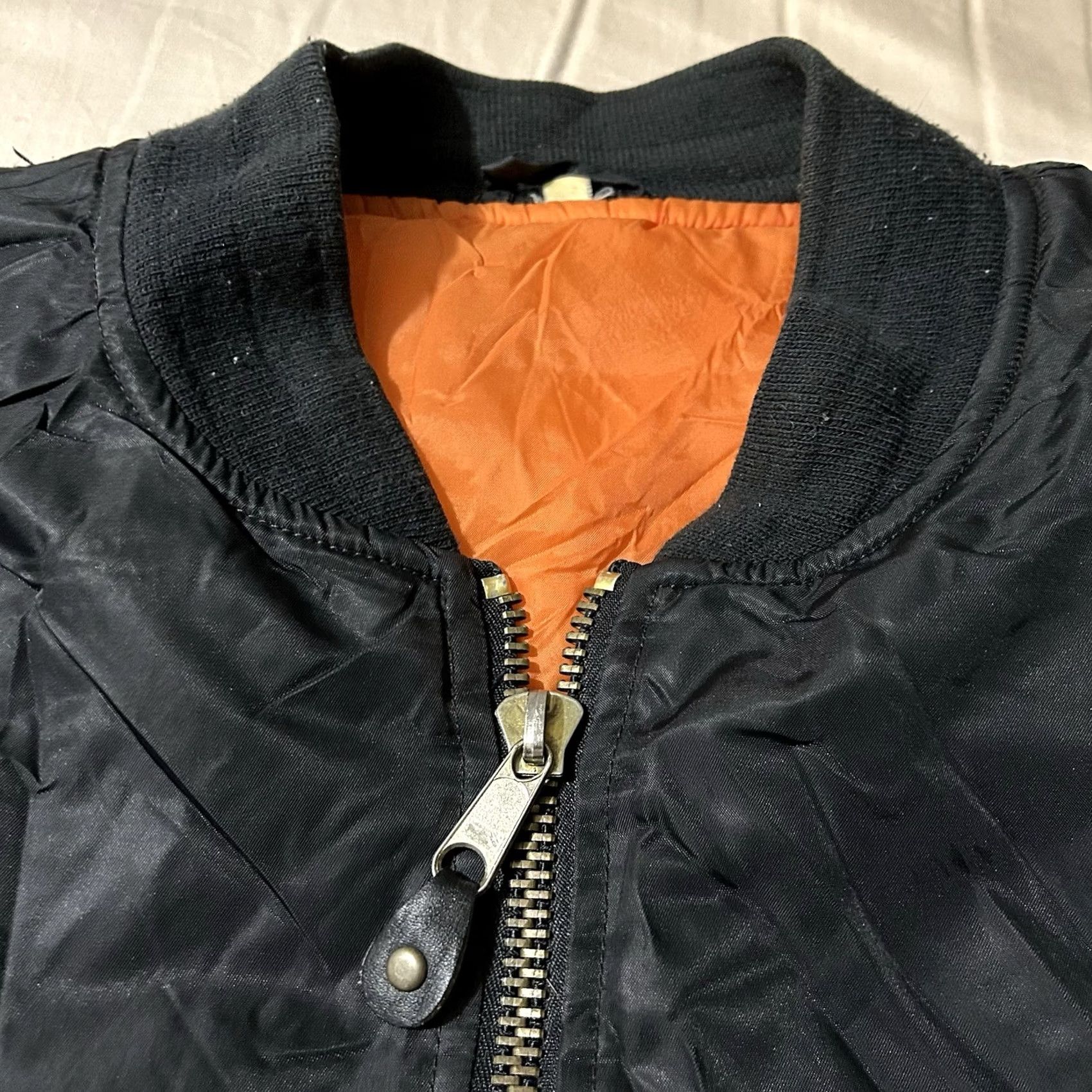 Vintage VINTAGE C.O.R.P. Reversible MA-1 Flyer Bomber Jacket XL Black Mens Jacket Size US XL / EU 56 / 4 - 3 Thumbnail