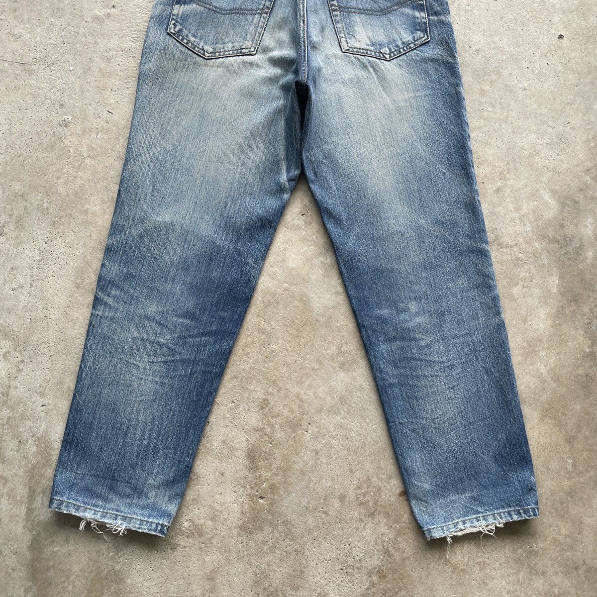 Japanese Brand Vintage Japanese StoneWash Distressed Jeans Faded Denim Pant Size US 31 - 11 Thumbnail