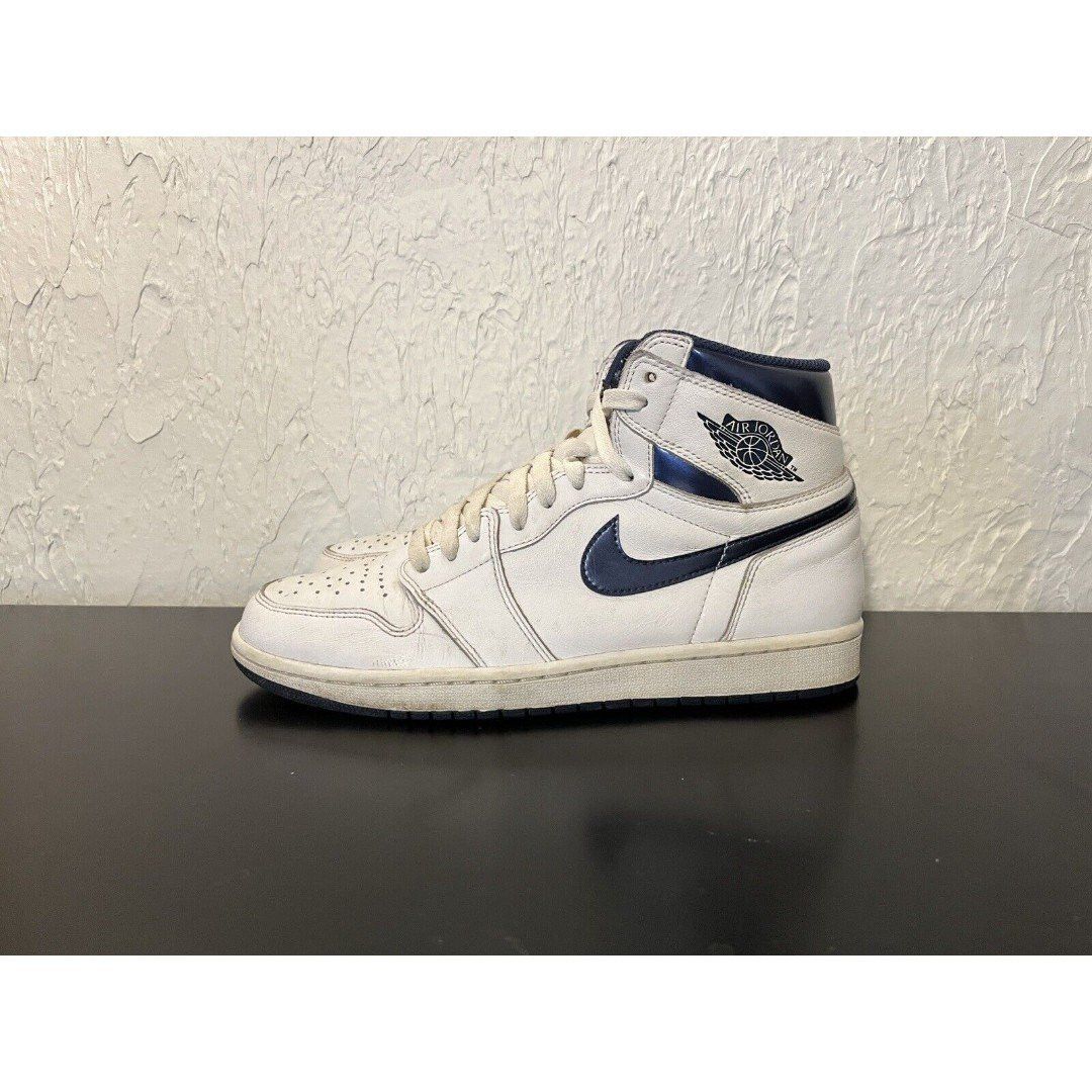 Jordan Brand × Nike US 9.5 Nike Air Jordan 1 Retro High OG Metallic Navy Blue Size US 9.5 / EU 42-43 - 4 Thumbnail