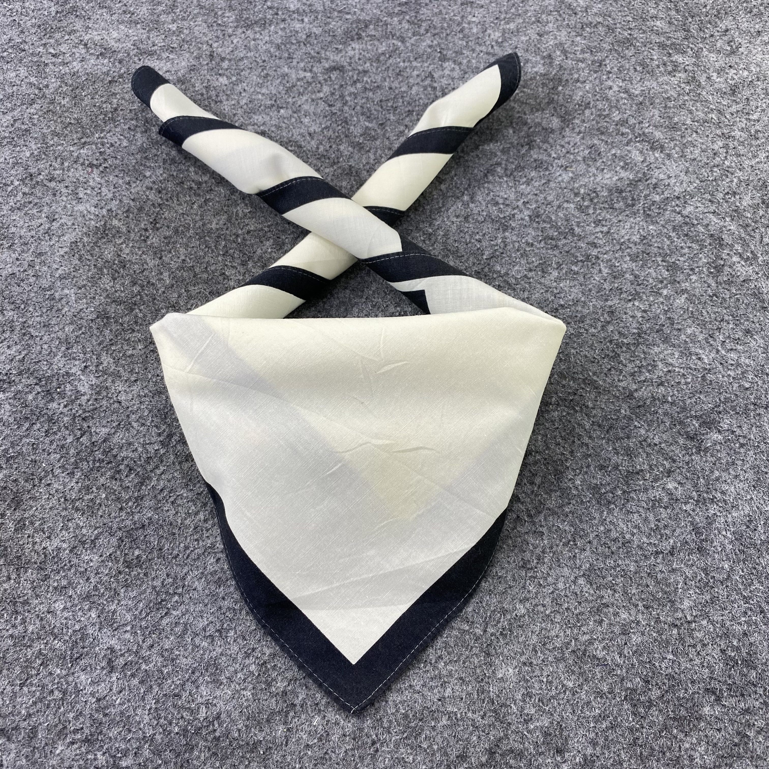 Japanese Brand Karl Helmut Handkerchief / Bandana / Neckerchief-B1394 Size ONE SIZE - 2 Thumbnail