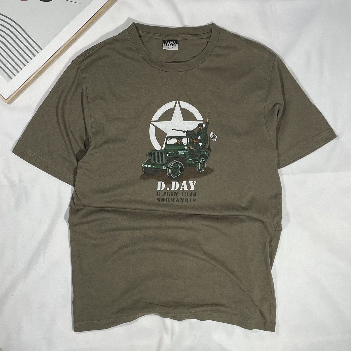Vintage Alma Mater T-Shirt Normandie 1944 war Size US L / EU 52-54 / 3 - 1 Thumbnail