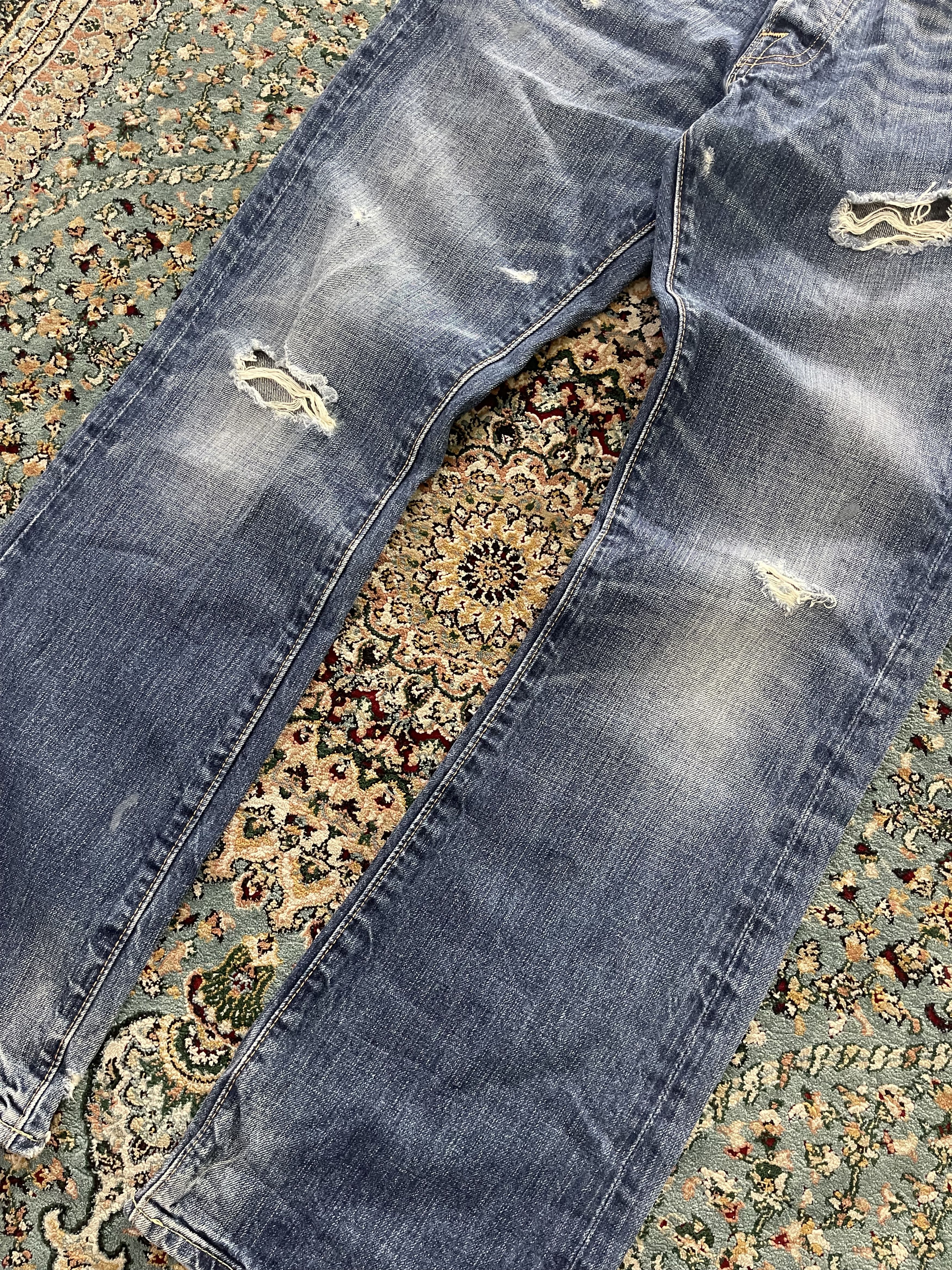 Abercrombie & Fitch A&F BAXTER Low Rise Slim Boot Denim Distressed Size 30x30 Size US 30 / EU 46 - 3 Thumbnail