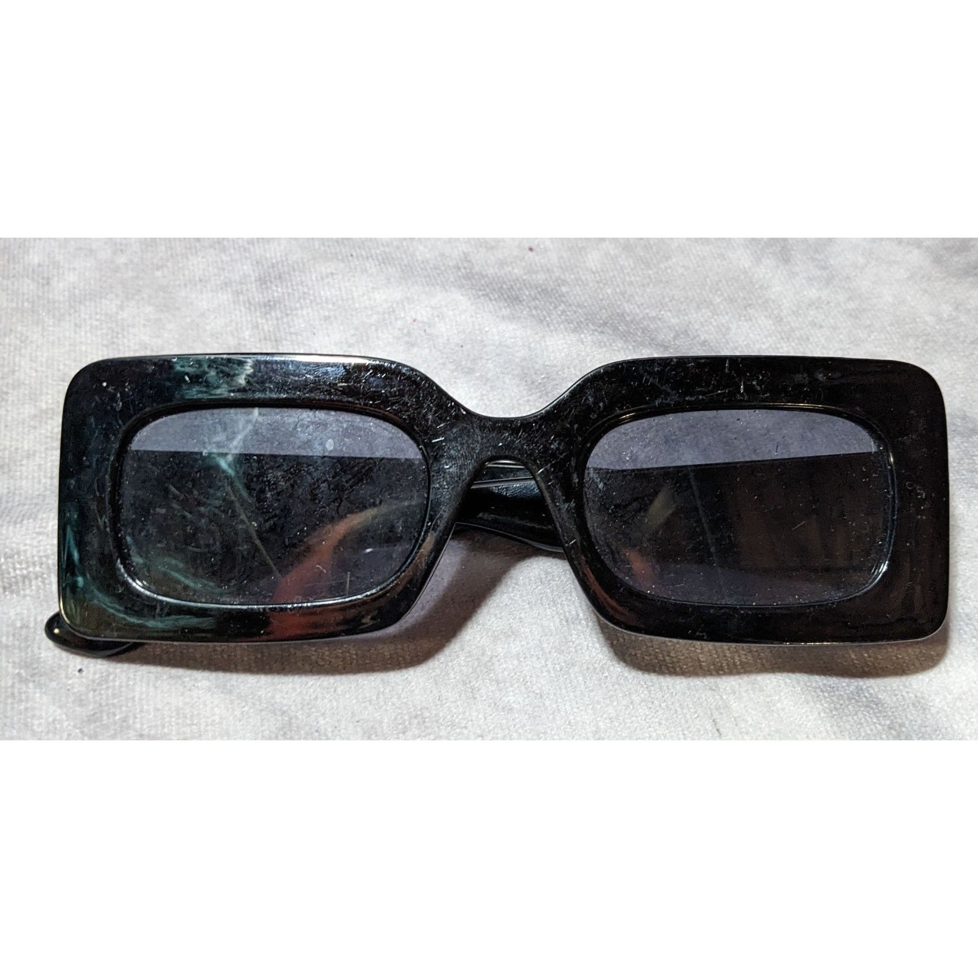 Free People Free People Retro Mod Black Rectangular Sunglasses Size ONE SIZE - 4 Thumbnail