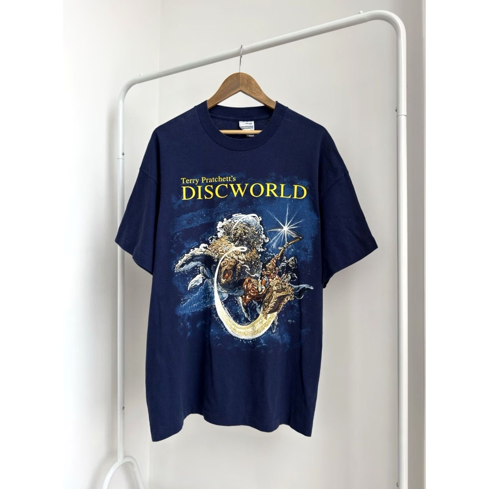 Vintage VTG 90s Discworld Great A’Tuin Turtle Terry Pratchett Shirt XL Blue Mens Short Sleeve Size US XL / EU 56 / 4 - 2 Thumbnail