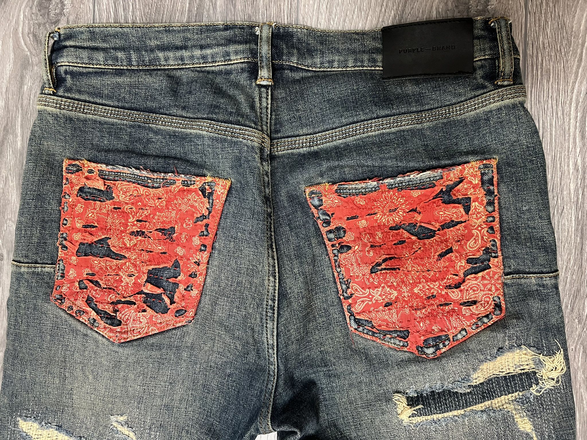 Purple Brand Purple Brand distressed low-rise skinny jeans Size US 31 - 4 Thumbnail