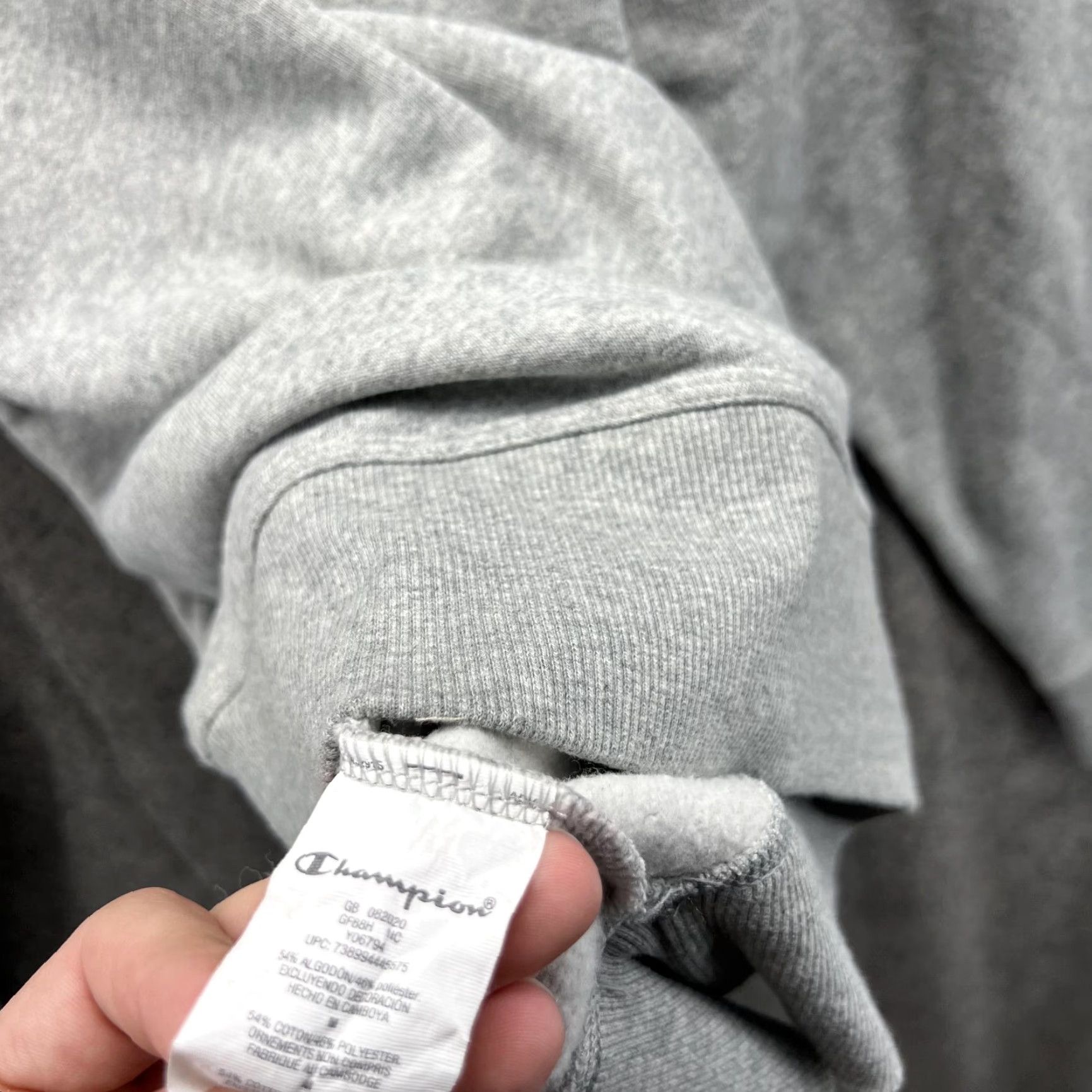 Champion VINTAGE Champion Sweater Men M Gray Crewneck Pullover Fleece Cotton Logo All Seasons Size US M / EU 48-50 / 2 - 4 Thumbnail