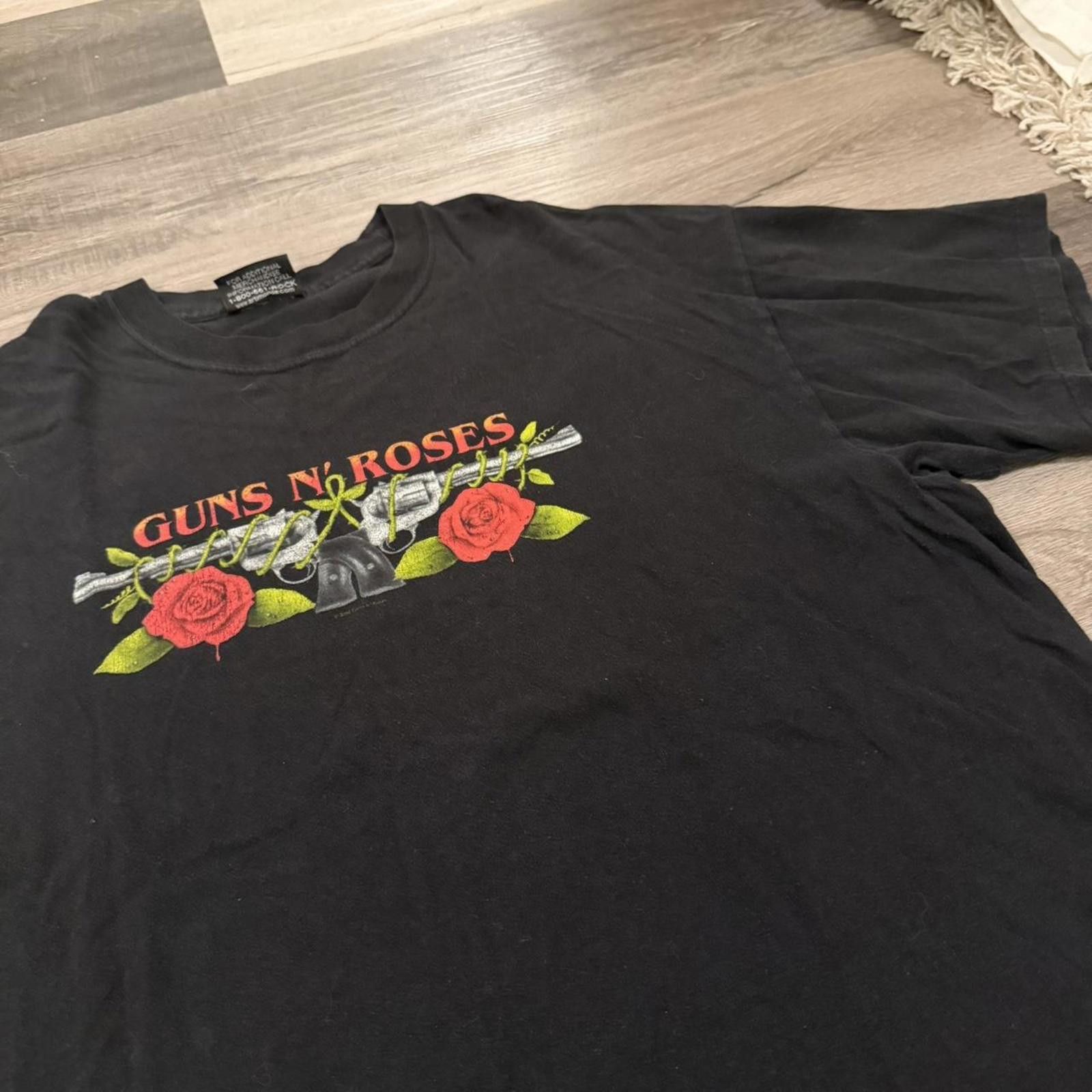 Other Vintage guns n roses t shirt 2004 XL Size US XL / EU 56 / 4 - 1 Thumbnail