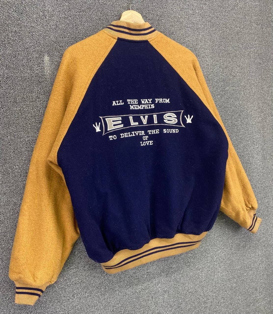 Band Tees Vintage Elvis Presley Punk Rock Band Wool Varsity Jacket Size US L / EU 52-54 / 3 - 2 Thumbnail