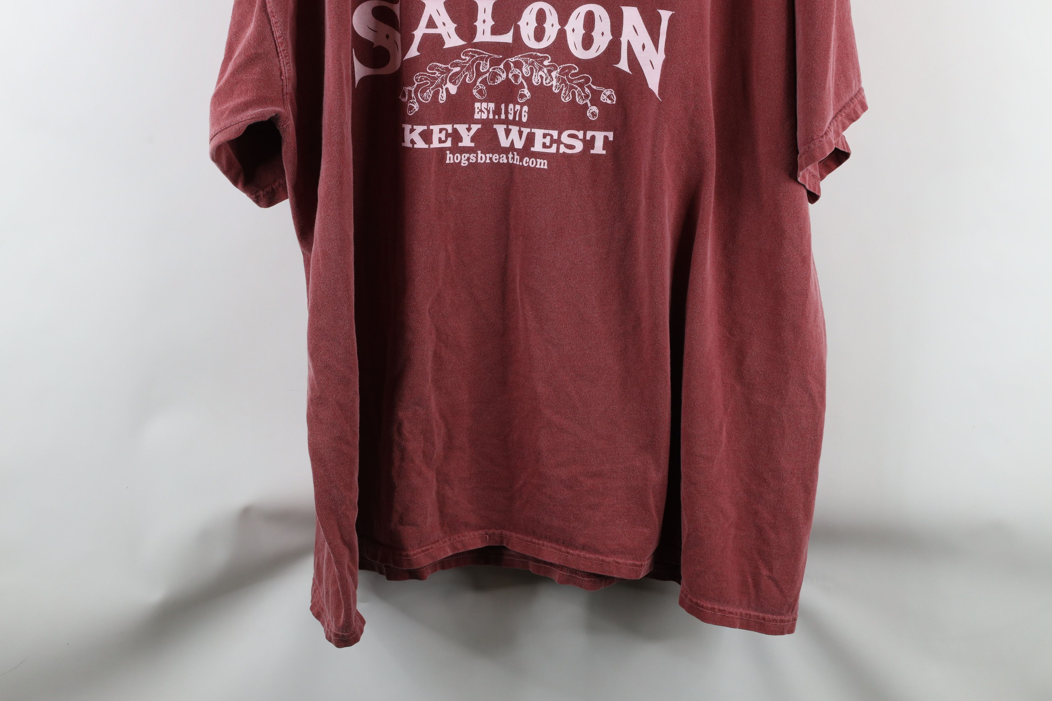 Vintage Vintage Y2K Streetwear Stonewash Breath Saloon T-Shirt Red Size US XXL / EU 58 / 5 - 11 Thumbnail