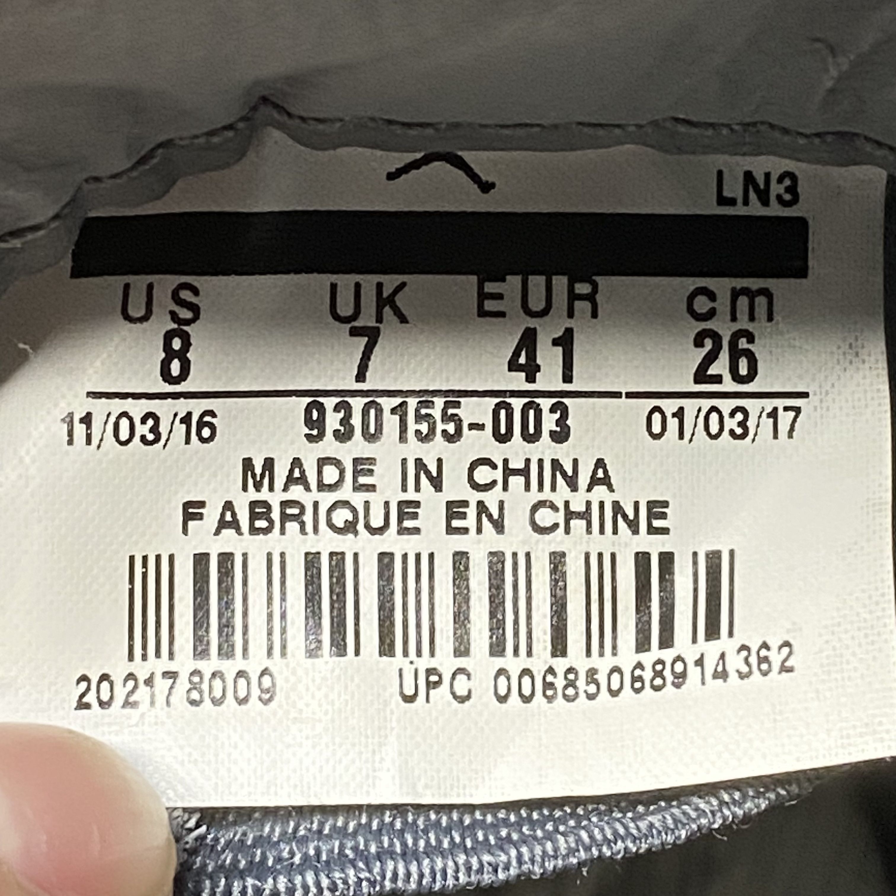 Jordan Brand Air Jordan 4 x Kaws Gray US8 Size US 8 / EU 41 - 9 Thumbnail