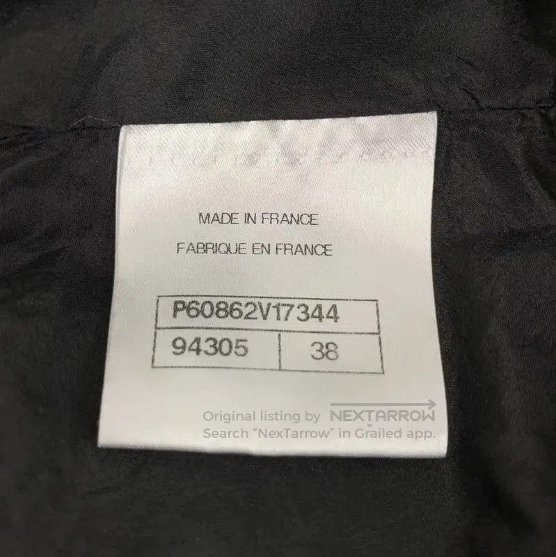 Chanel Chanel Black Silk Pleated Skirt . Size 24" / US 00 / IT 34 - 7 Thumbnail