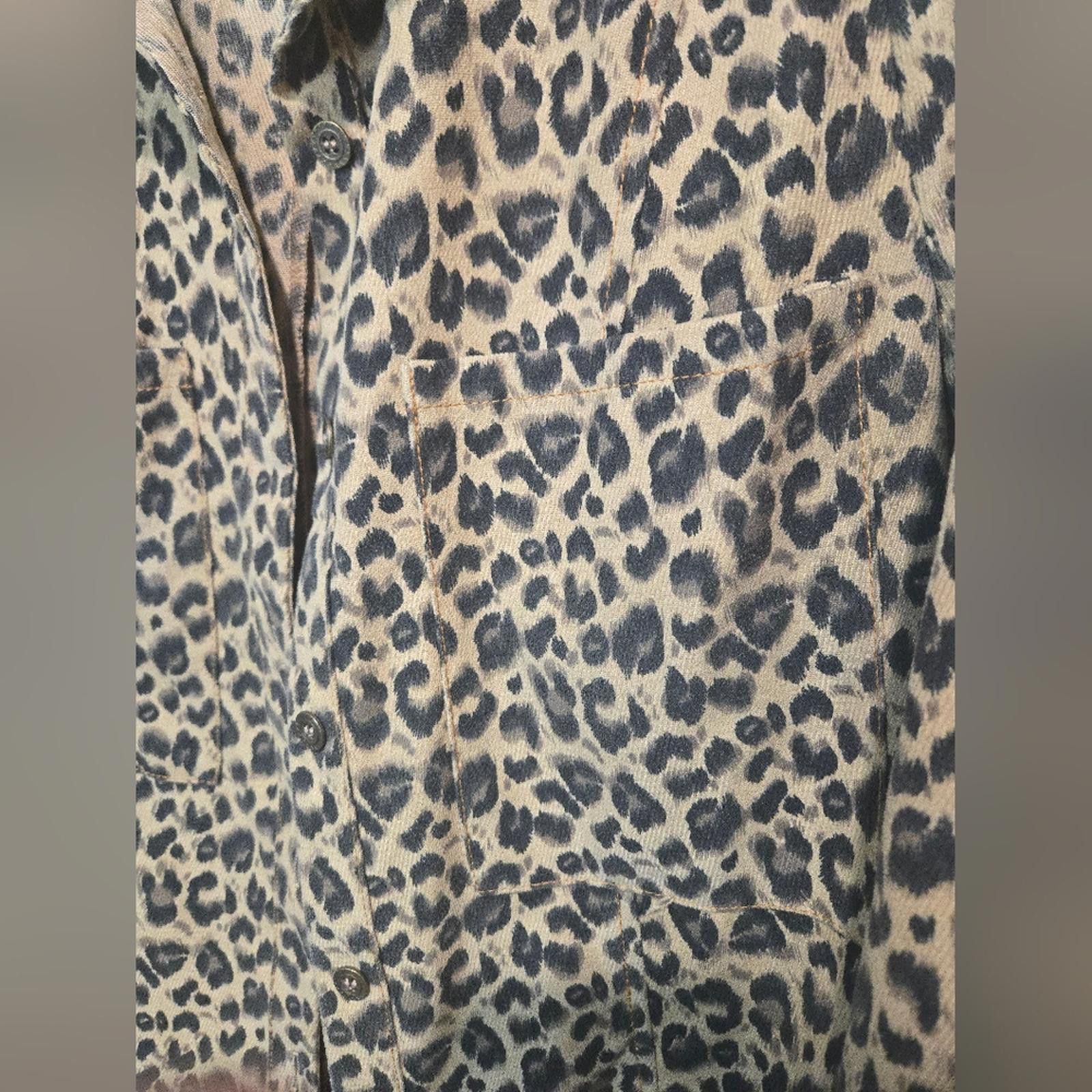 Designer Umgee Animal Print Button Down Tunic/Mini Dres Size L / US 10 / IT 46 - 2 Thumbnail