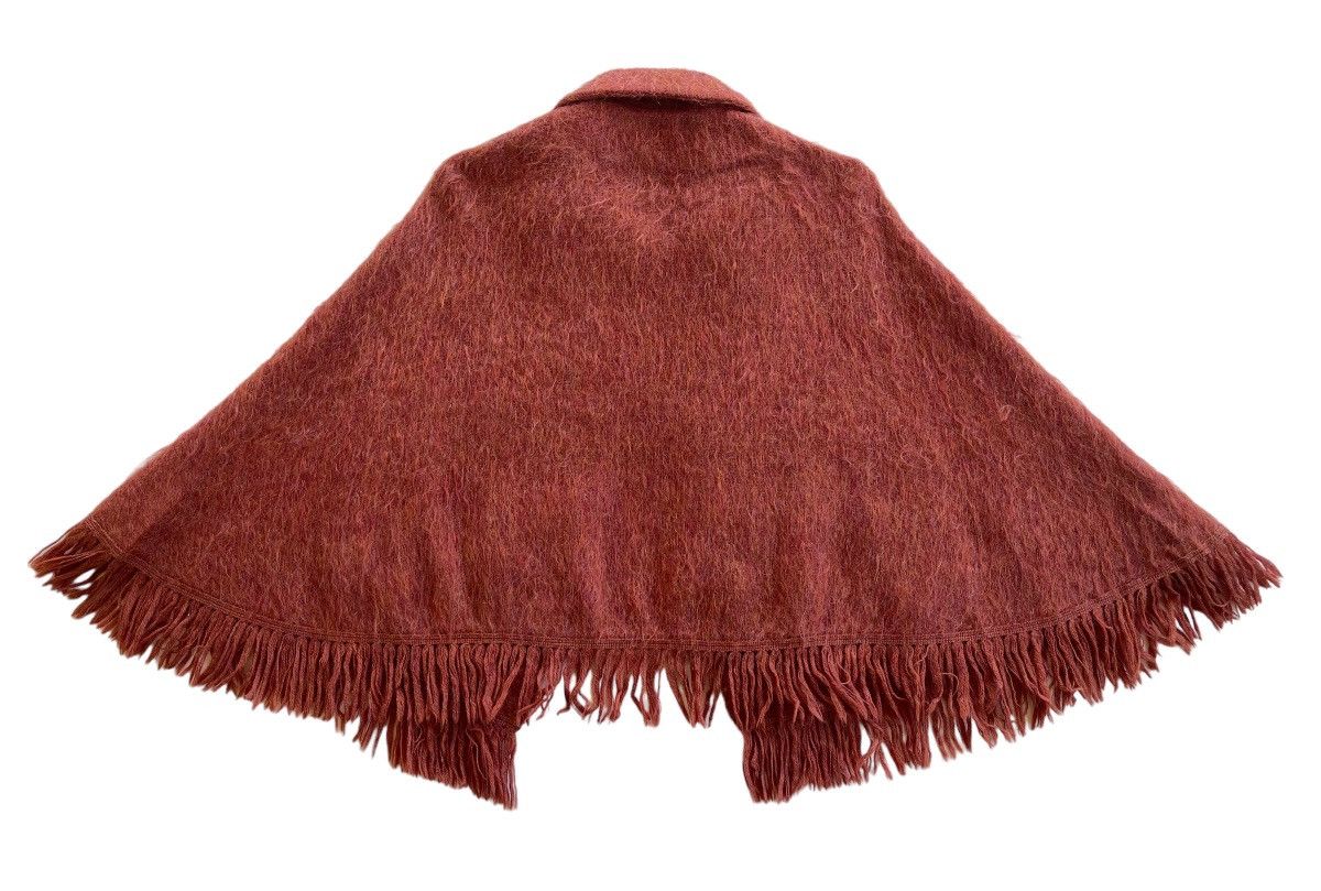 Vintage 1960s Andrew Stewart Fuzzy Mohair Poncho Size M / US 6-8 / IT 42-44 - 4 Thumbnail