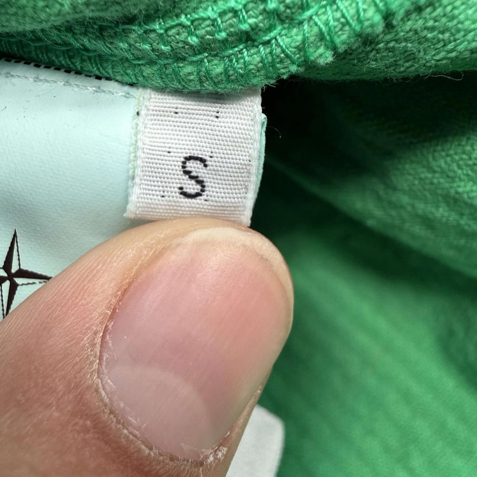 Stone Island Stone Island Micro Green Corduroy Button Up Size US S / EU 44-46 / 1 - 6 Thumbnail