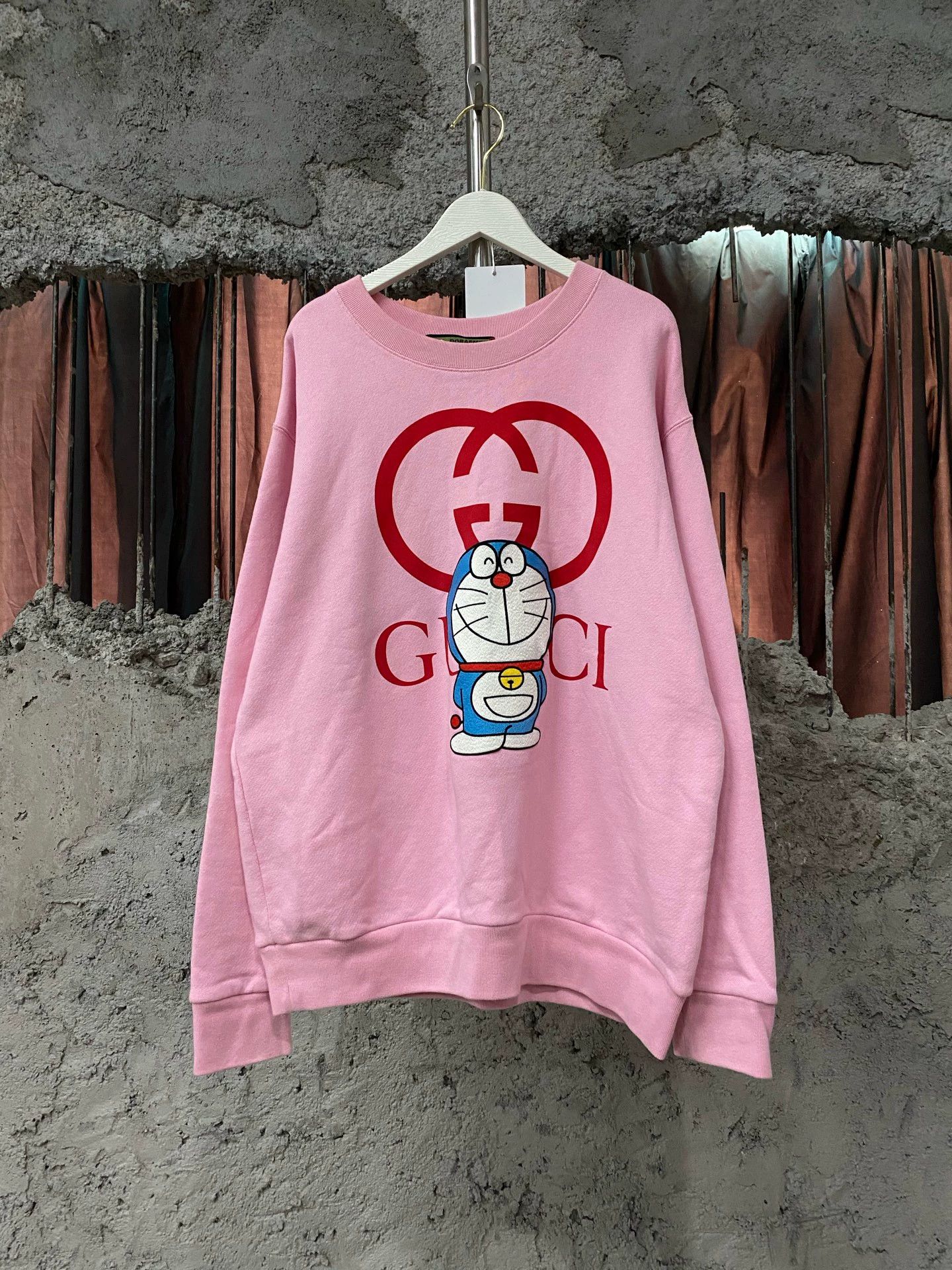 Gucci Gucci sweatshirt 99 new xs Size XS / US 0-2 / IT 36-38 - 1 Thumbnail