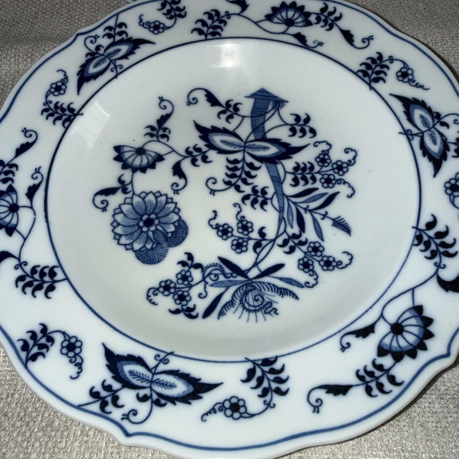 Other 2- 8 1/4" Blue Danube, Japan, Coupe Soup Bowls Size ONE SIZE - 2 Thumbnail