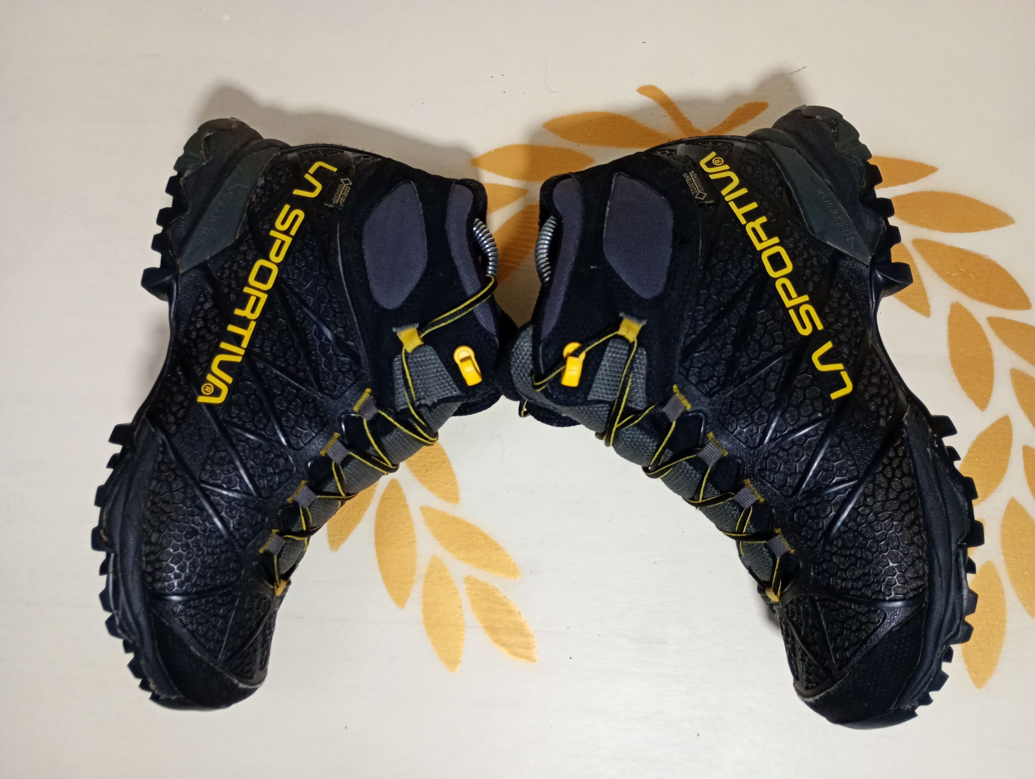 La Sportiva La Sportiva Core High GTX Boots Size US 8.5 / EU 41-42 - 7 Thumbnail