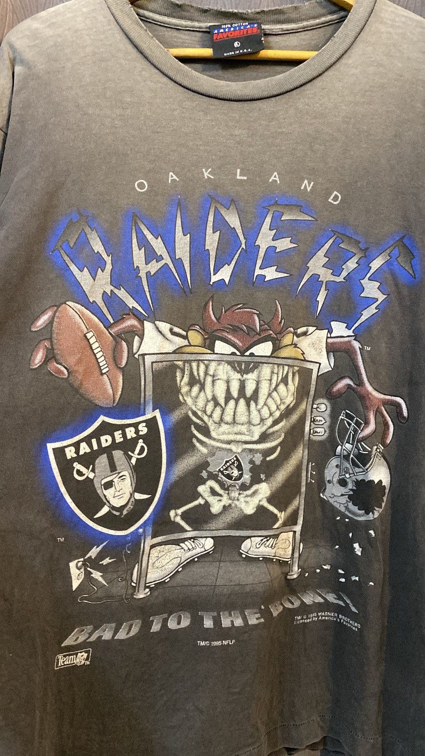 NFL Sick Distress Vintage 95 Raiders X Taz Mania Distress Tshirt Size US L / EU 52-54 / 3 - 5 Thumbnail
