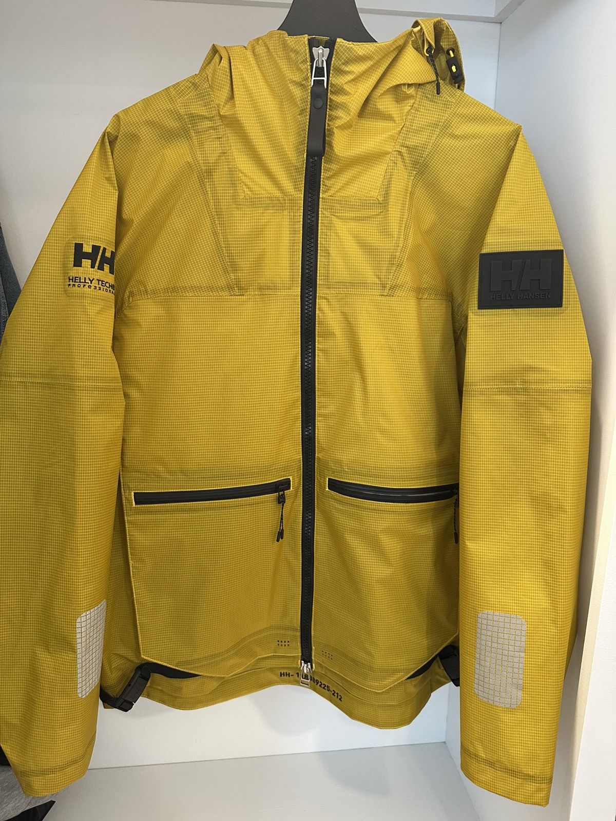 Helly Hansen Helly Hansen Arc Storm Nylon Water-Repellent Ripstop Jacket Size US M / EU 48-50 / 2 - 1 Thumbnail