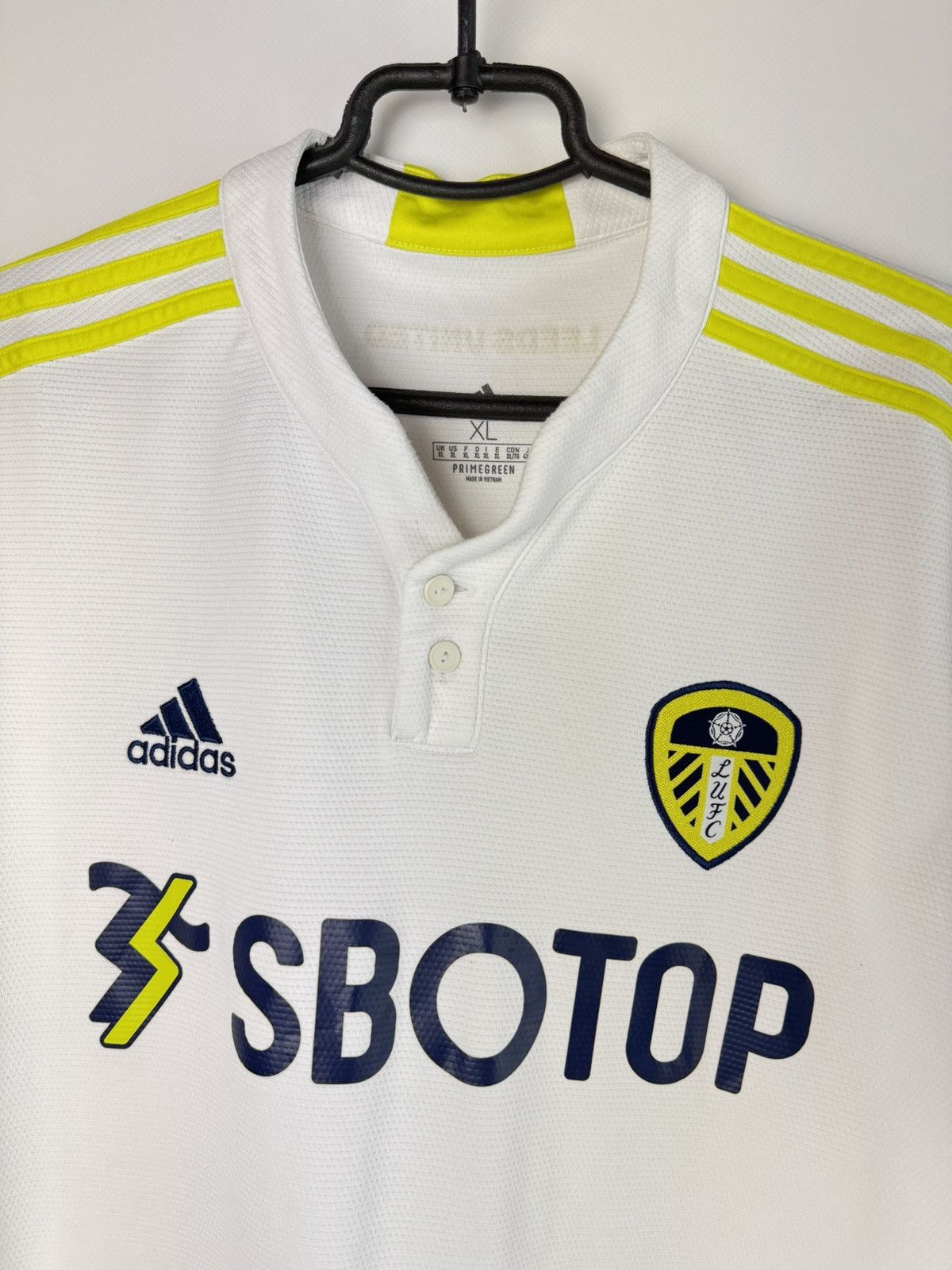 Adidas Leeds United 2021 2022 Home Football Soccer Jersey Adidas Size US XL / EU 56 / 4 - 3 Thumbnail