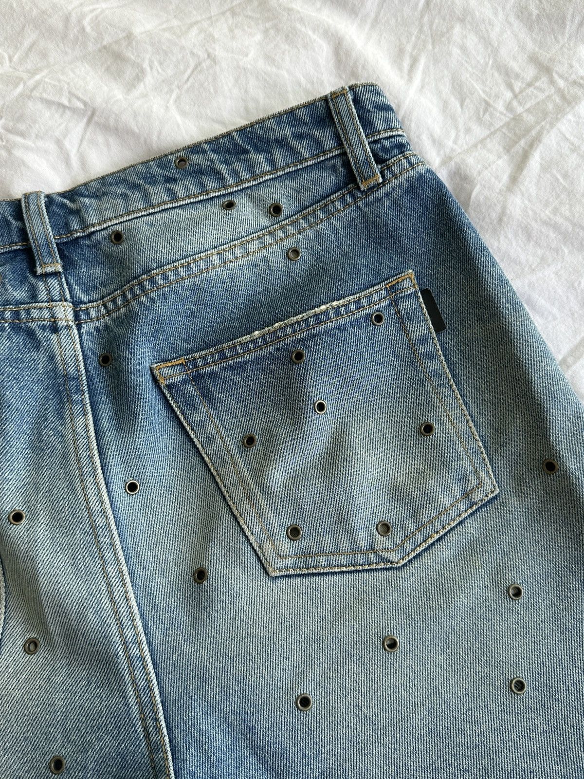 Anthony Vaccarello × Saint Laurent Paris Saint Laurent SS20 Studded Denim Shorts Arizona Light Blue Size US 31 - 5 Thumbnail
