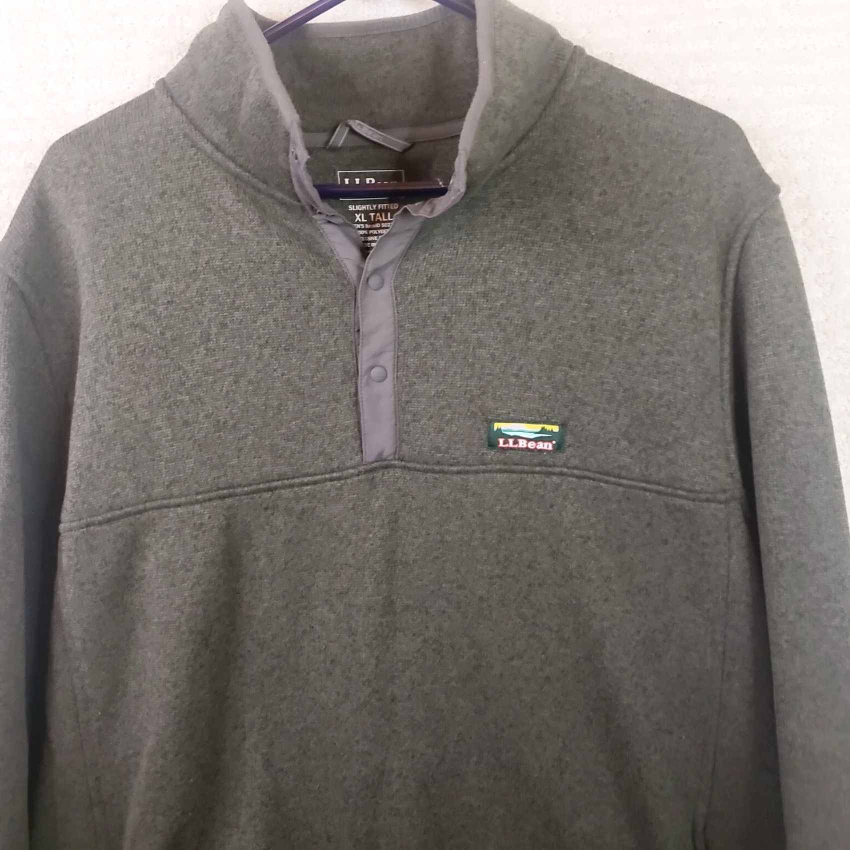 Vintage LL Bean Sweater Men's L Gray Knit Quarter Snap Pullover 502793 Knit Style Pockets Mock Neck Button/Pull 1/4 Snap Vintage No N/A Size US L / EU 52-54 / 3 - 2 Thumbnail