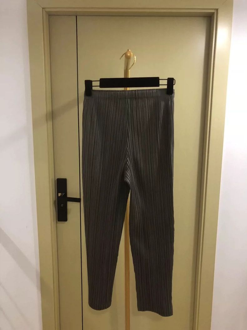 Issey Miyake issey miyake size:2 Black pleated pants 2505-Nextarrow Size 42" / US 20 - 2 Thumbnail