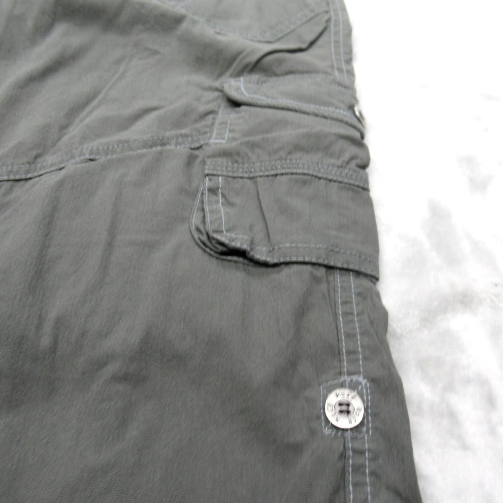 Vintage Kuhl Pants Womens Green Roll-Up Lightweight Stretch Cargo Kontra Capri 32x19 Size 30" / US 8 / IT 44 - 7 Thumbnail