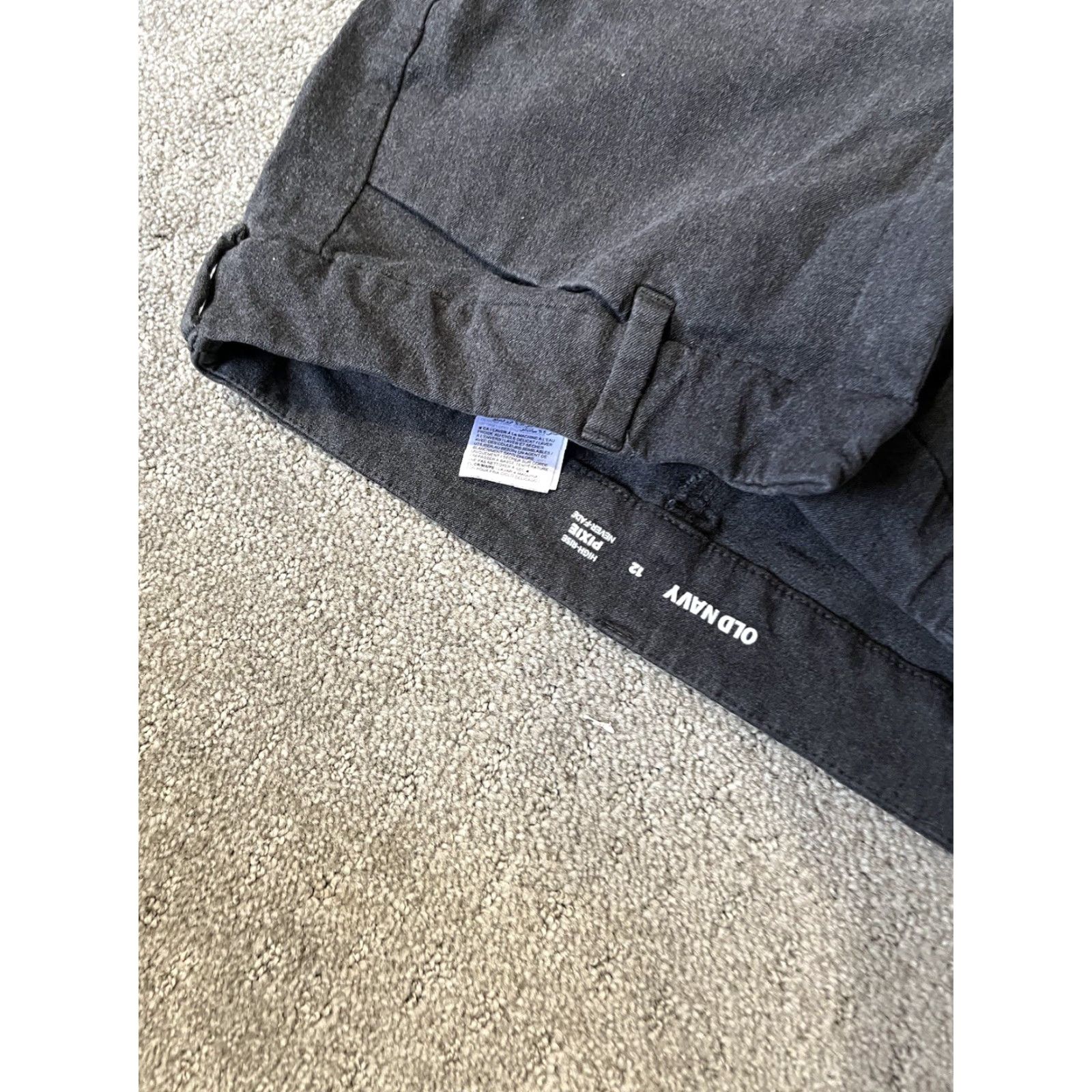 Old Navy Old Navy Women's Slim Crop Ankle Pants Gray 12 Cotton Blend Pockets Front Flat Front Zip Size 12 Regular Knit? Size 34" / US 12 / IT 48 - 5 Thumbnail