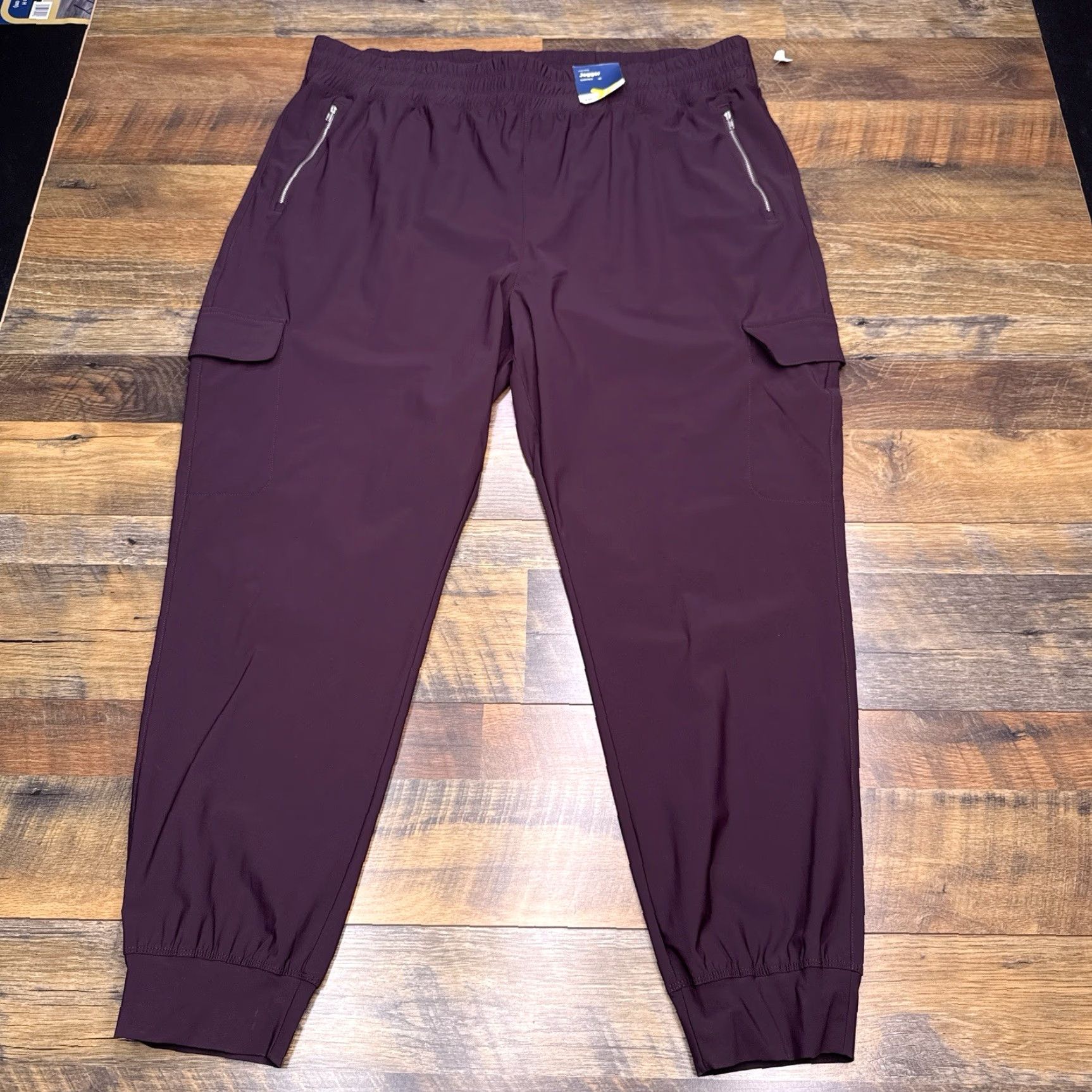 Old Navy Old Navy Cargo Pants Tall 2XL Burgundy Zip Pockets Stretch Sleektech Tapered Casual Women Men? Size 40" / US 18 - 2 Thumbnail
