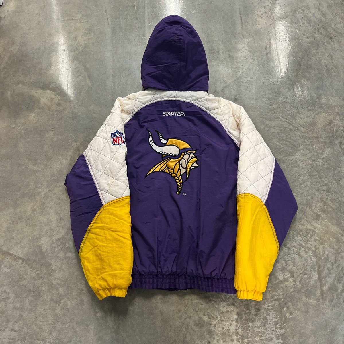 NFL × Starter × Vintage Vintage 90s Minnesota Vikings Starter Jacket full zip Size US L / EU 52-54 / 3 - 4 Thumbnail