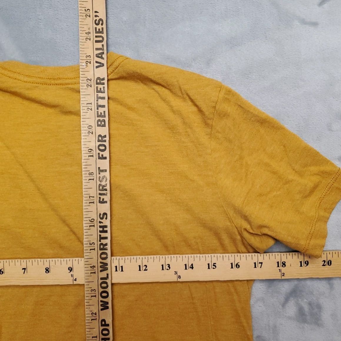 The North Face VINTAGE The North Face Shirt Womens Small Yellow Mountains Bear Cotton Blend Outdoor TEE Size S / US 4 / IT 40 - 7 Thumbnail
