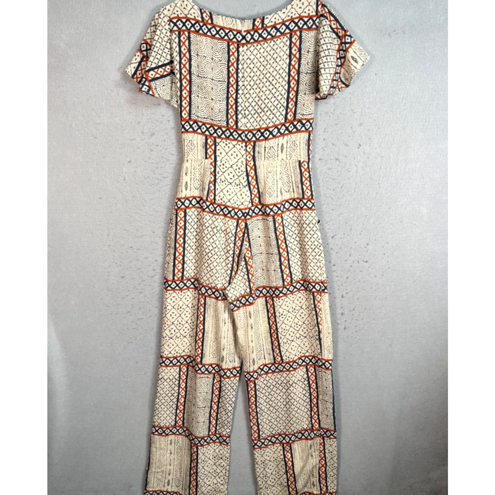 Anthropologie VINTAGE Eva Franco Jumpsuit Womens Patchwork Print W/ Flutter Sleeves Size 0 Beige Nylon Rayon Wide-Leg Adult Womens 0 Size 25" / US 0 / IT 36 - 2 Thumbnail